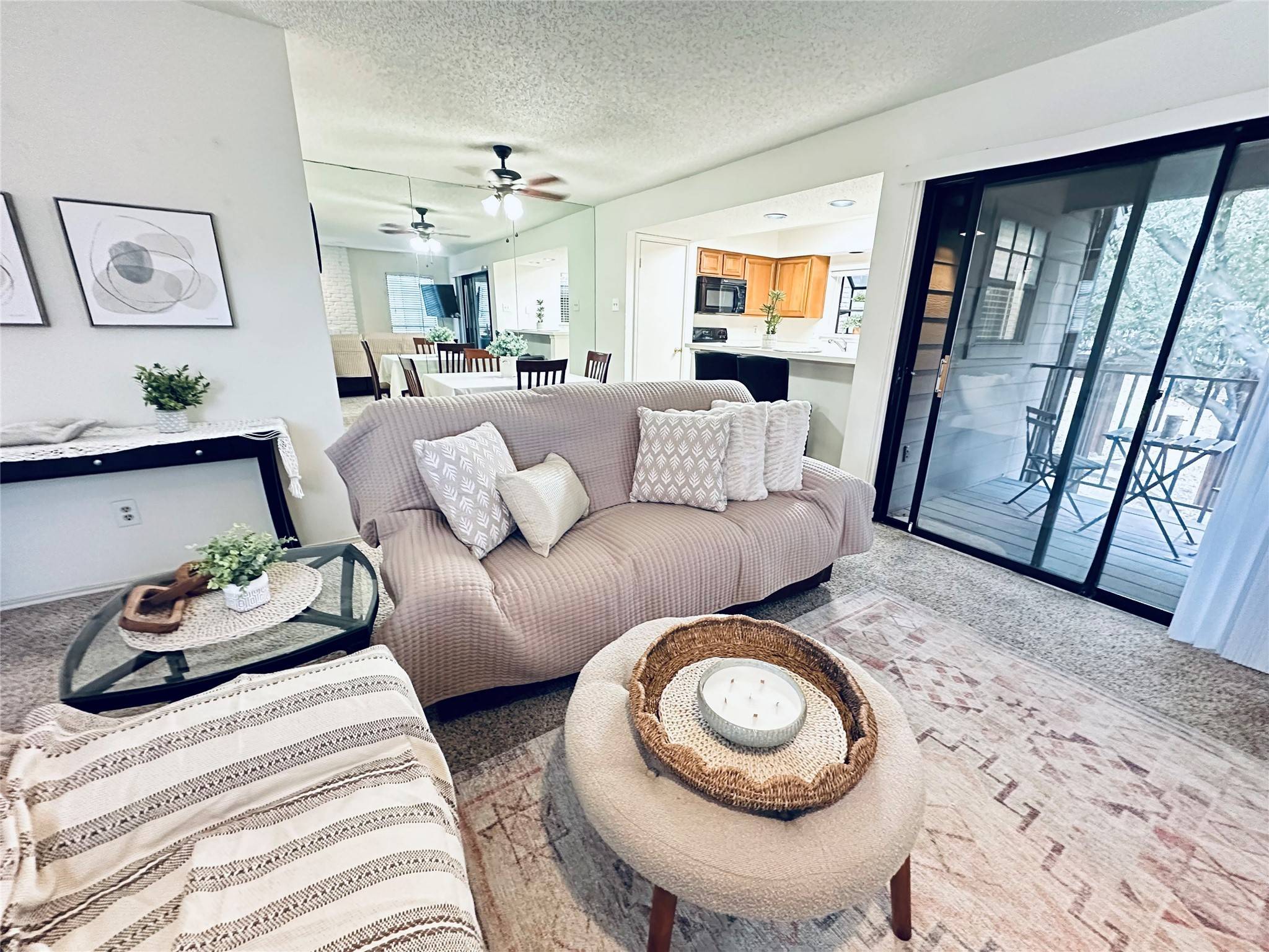 Dallas, TX 75248,15221 Berry TRL #608