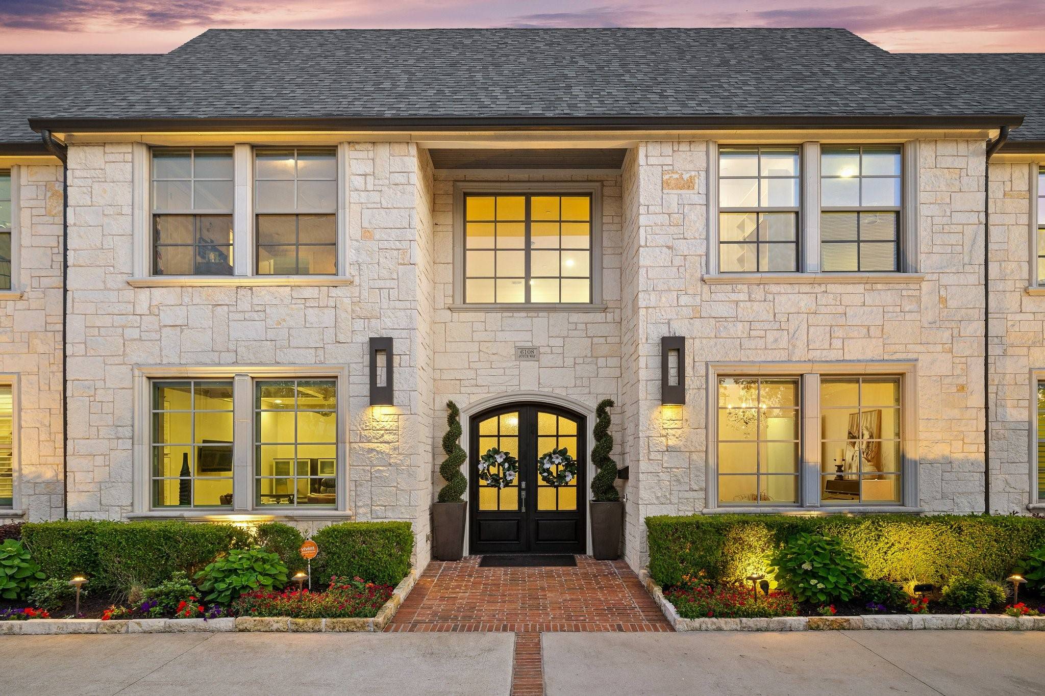 Dallas, TX 75225,6108 Joyce WAY