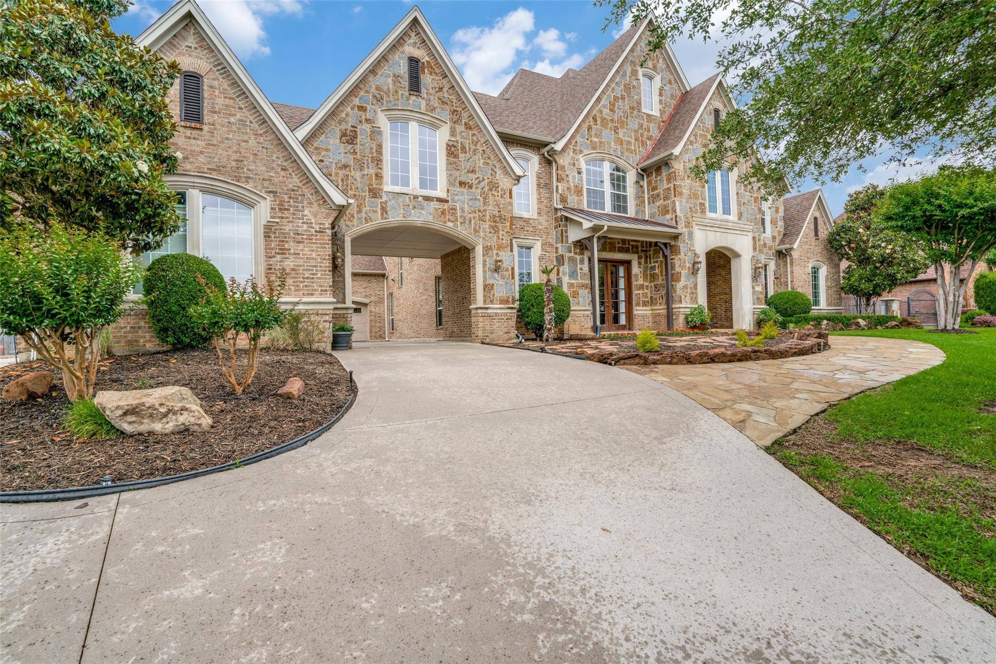Southlake, TX 76092,308 King Ranch RD