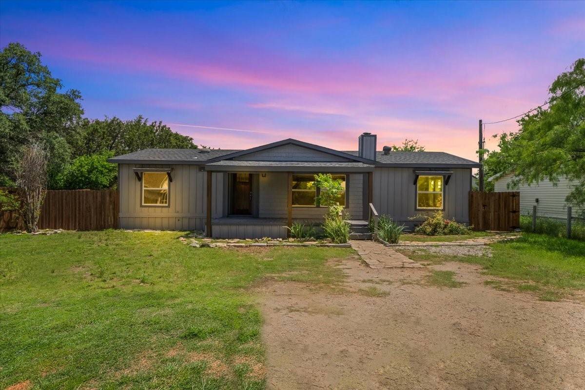 Granbury, TX 76048,5120 San Marcos CT