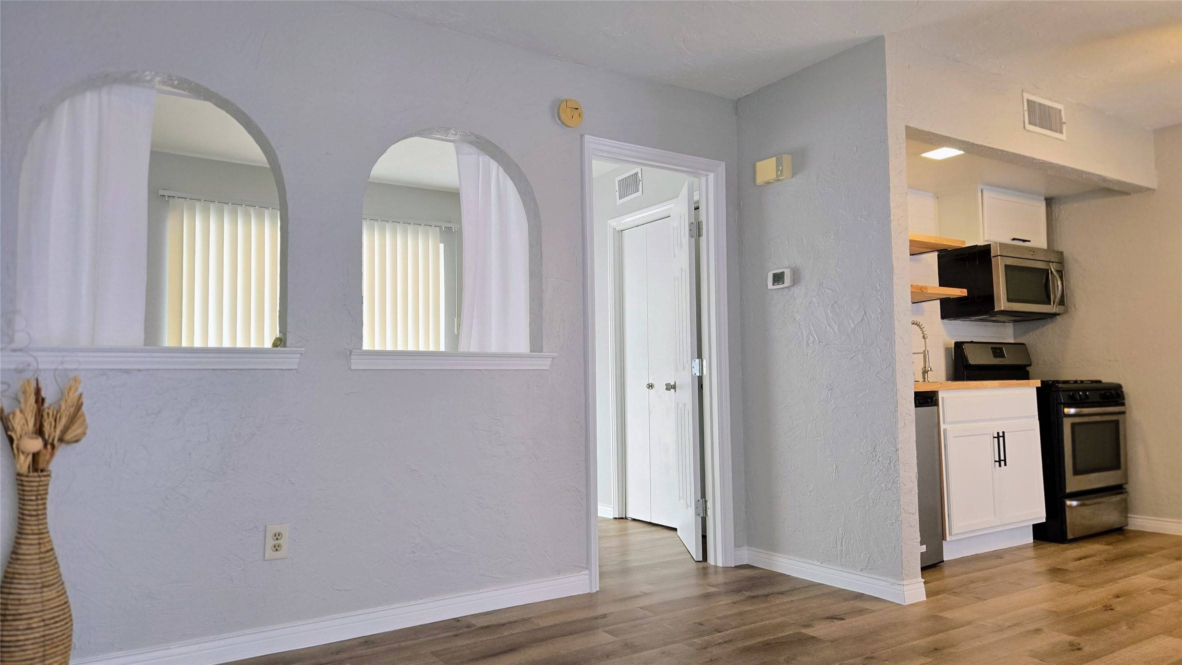 Dallas, TX 75248,15927 Stillwood ST #2093