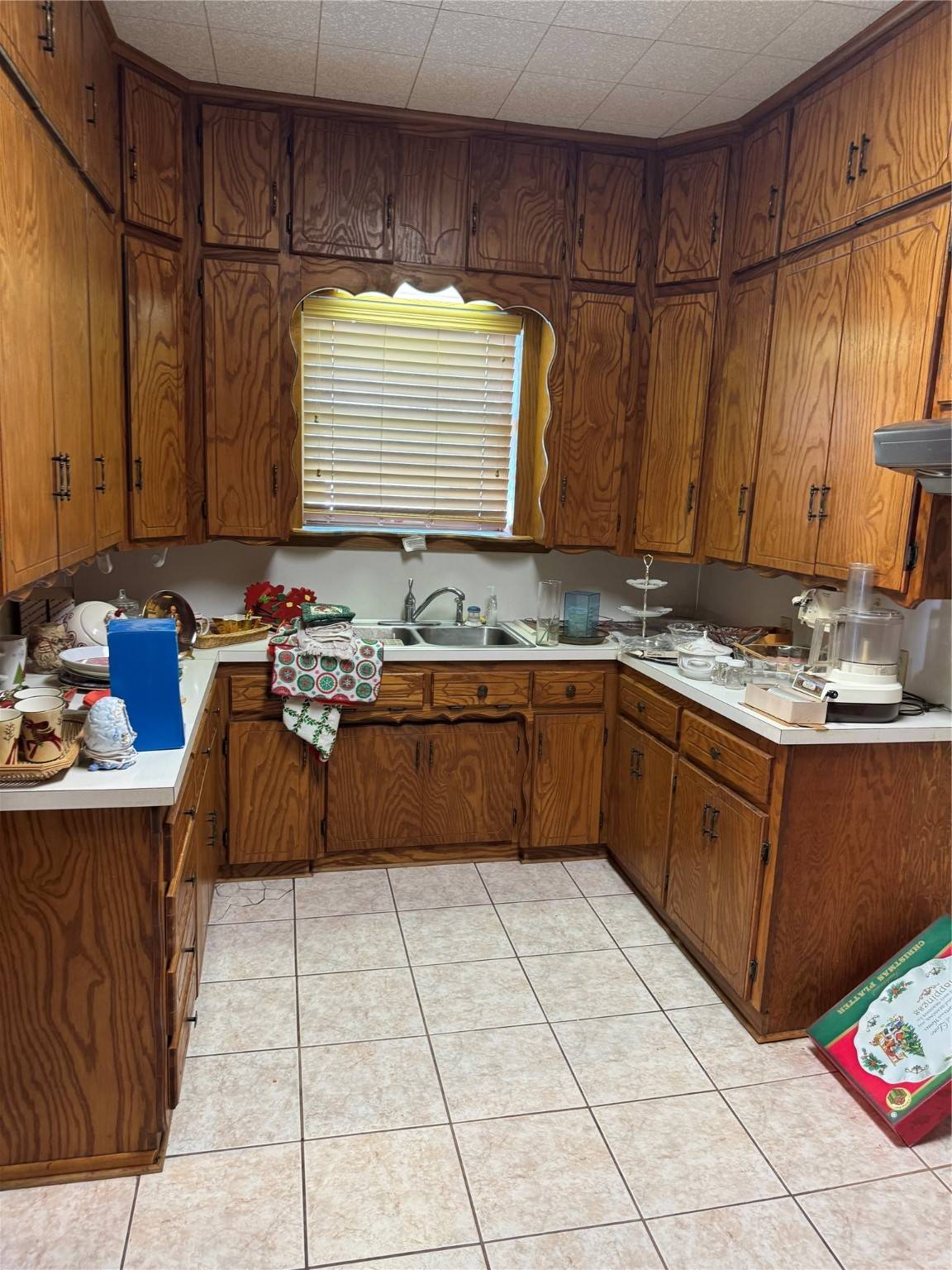 Quanah, TX 79252,303 E 8th ST