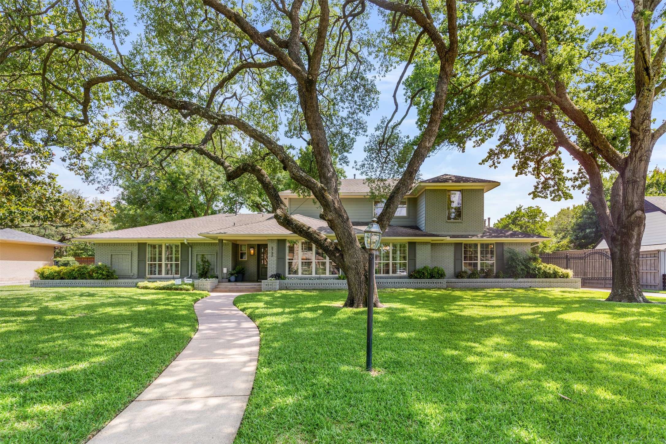 Dallas, TX 75230,5732 Williamstown RD