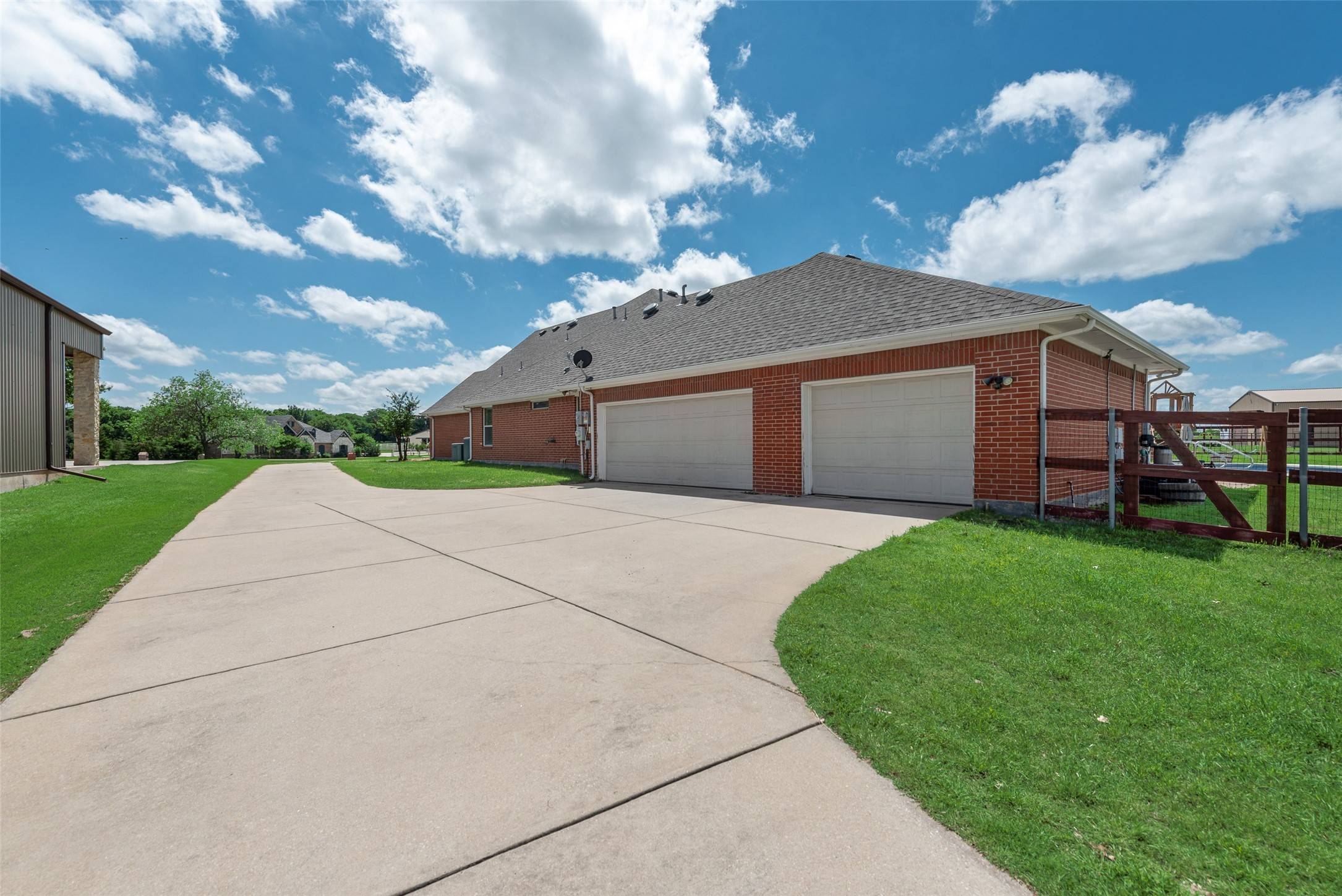 Aubrey, TX 76227,7610 Bruce RD