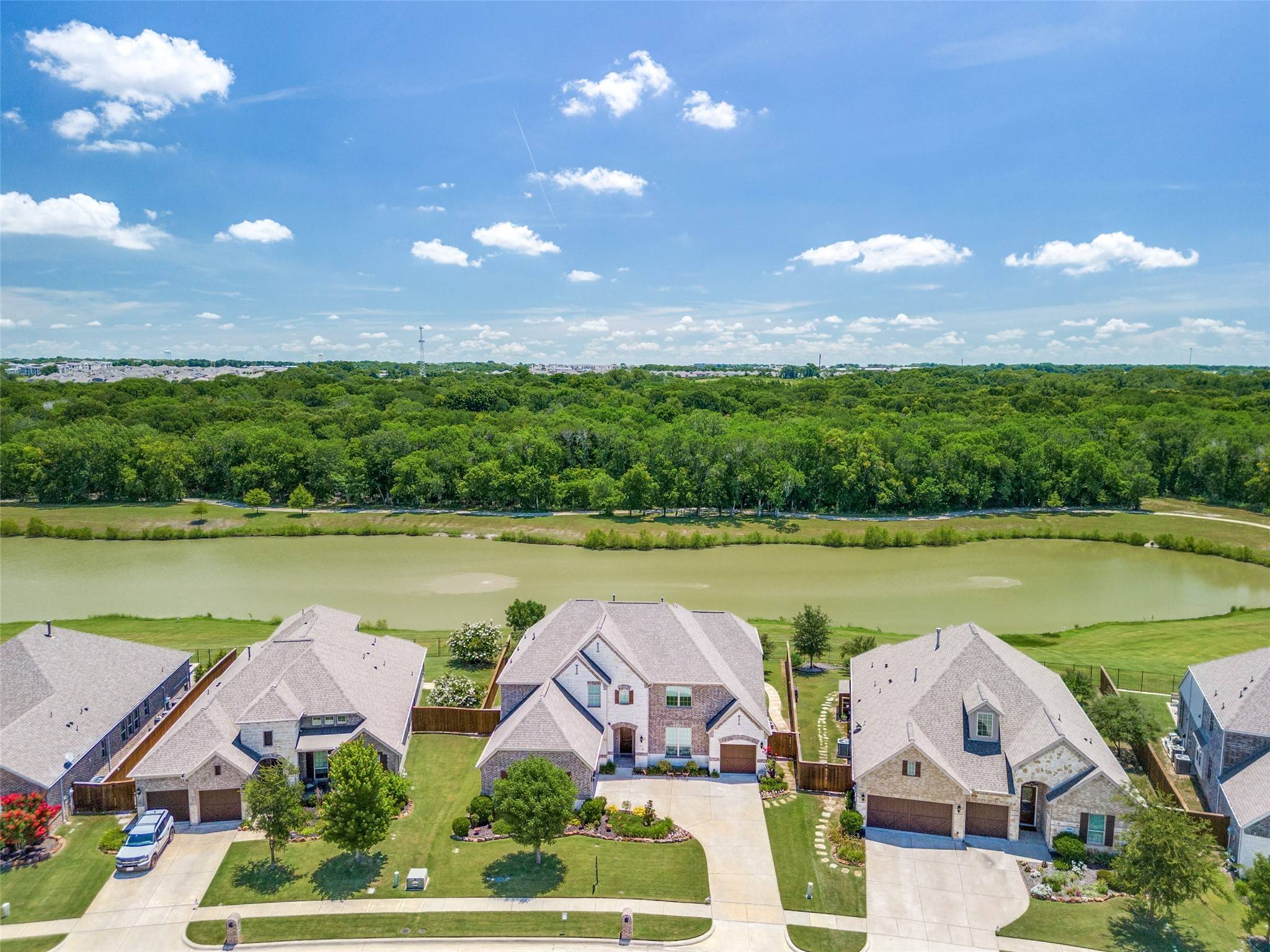Mckinney, TX 75071,7508 River Park DR
