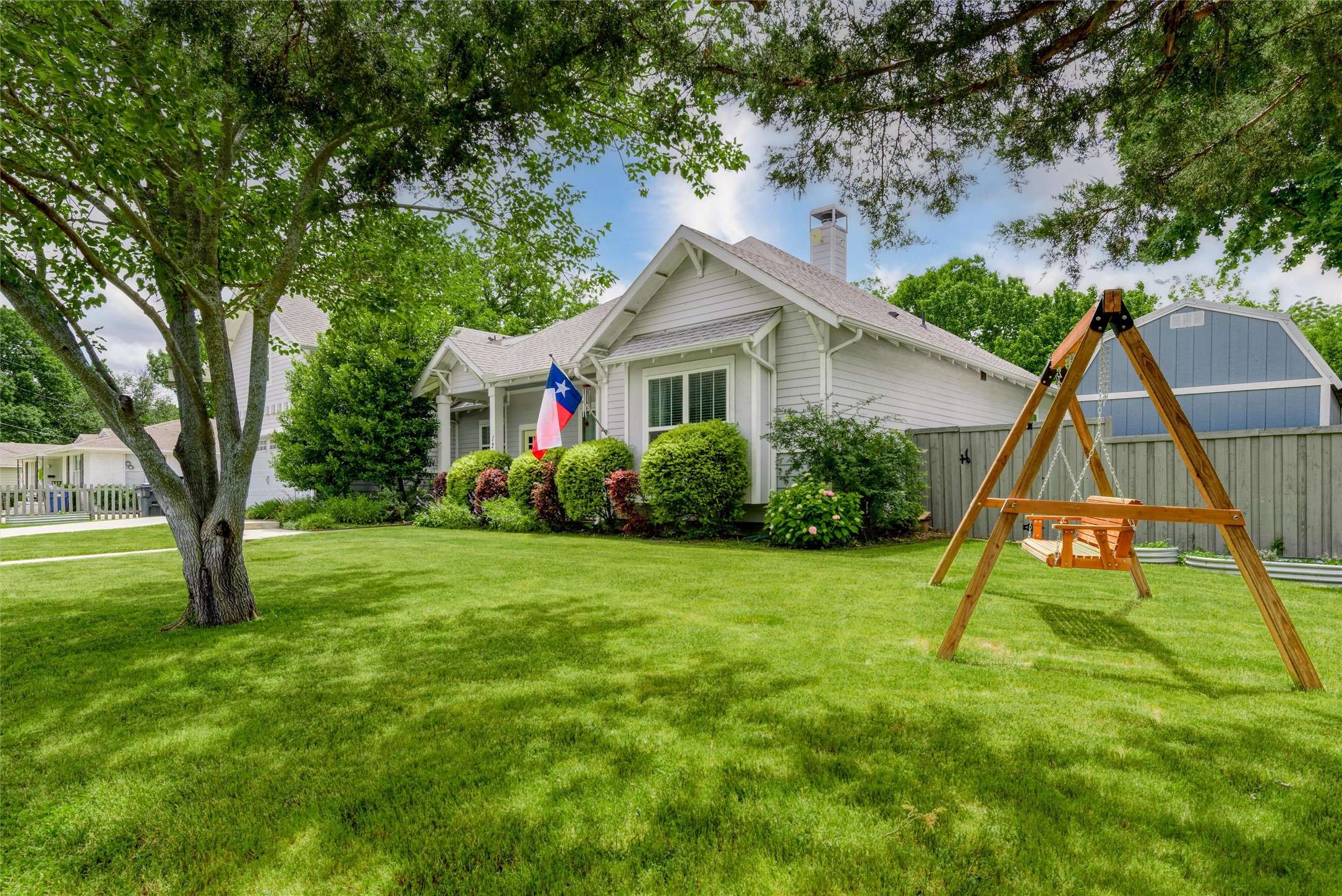 Mckinney, TX 75069,1215 Coleman ST