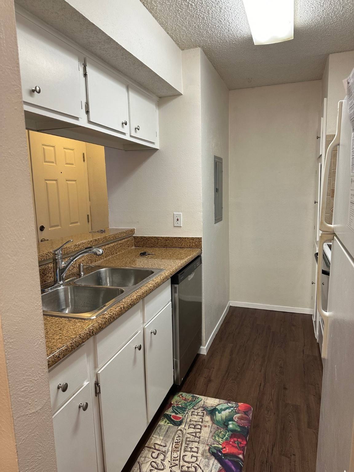 Dallas, TX 75248,5300 Keller Springs RD #1090