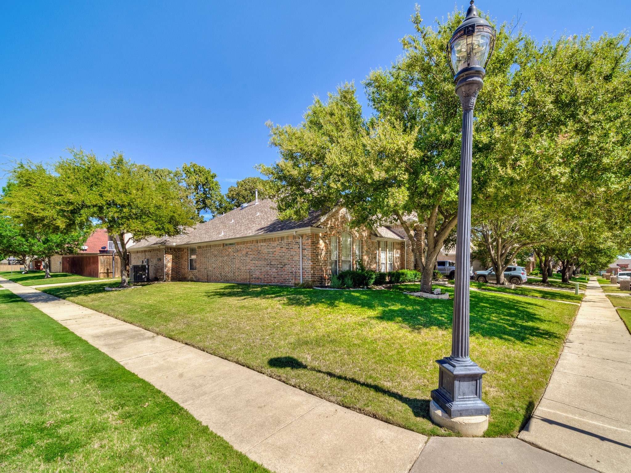 Corinth, TX 76210,2301 Castlegate DR