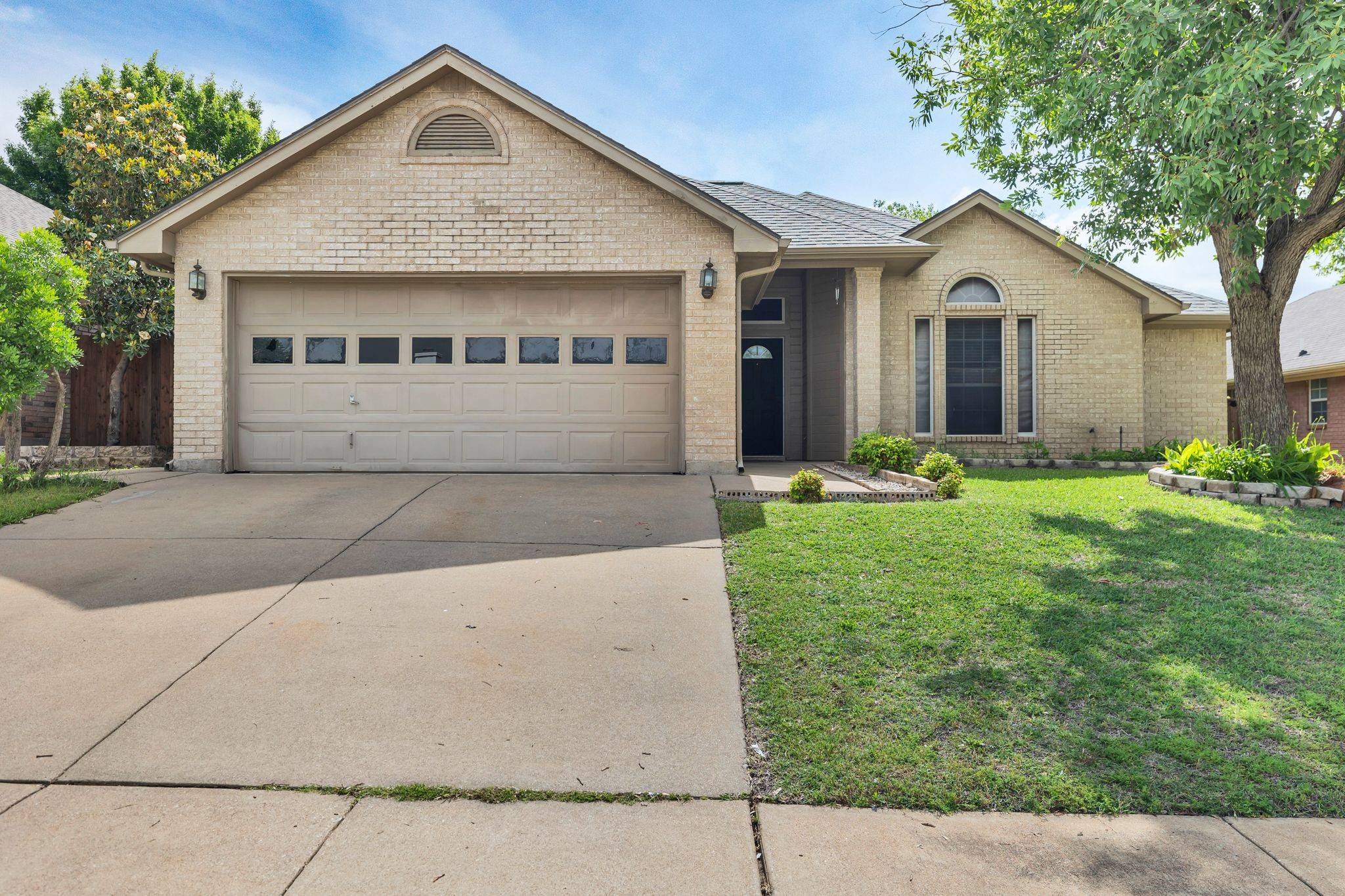 Watauga, TX 76148,7304 Bennington DR