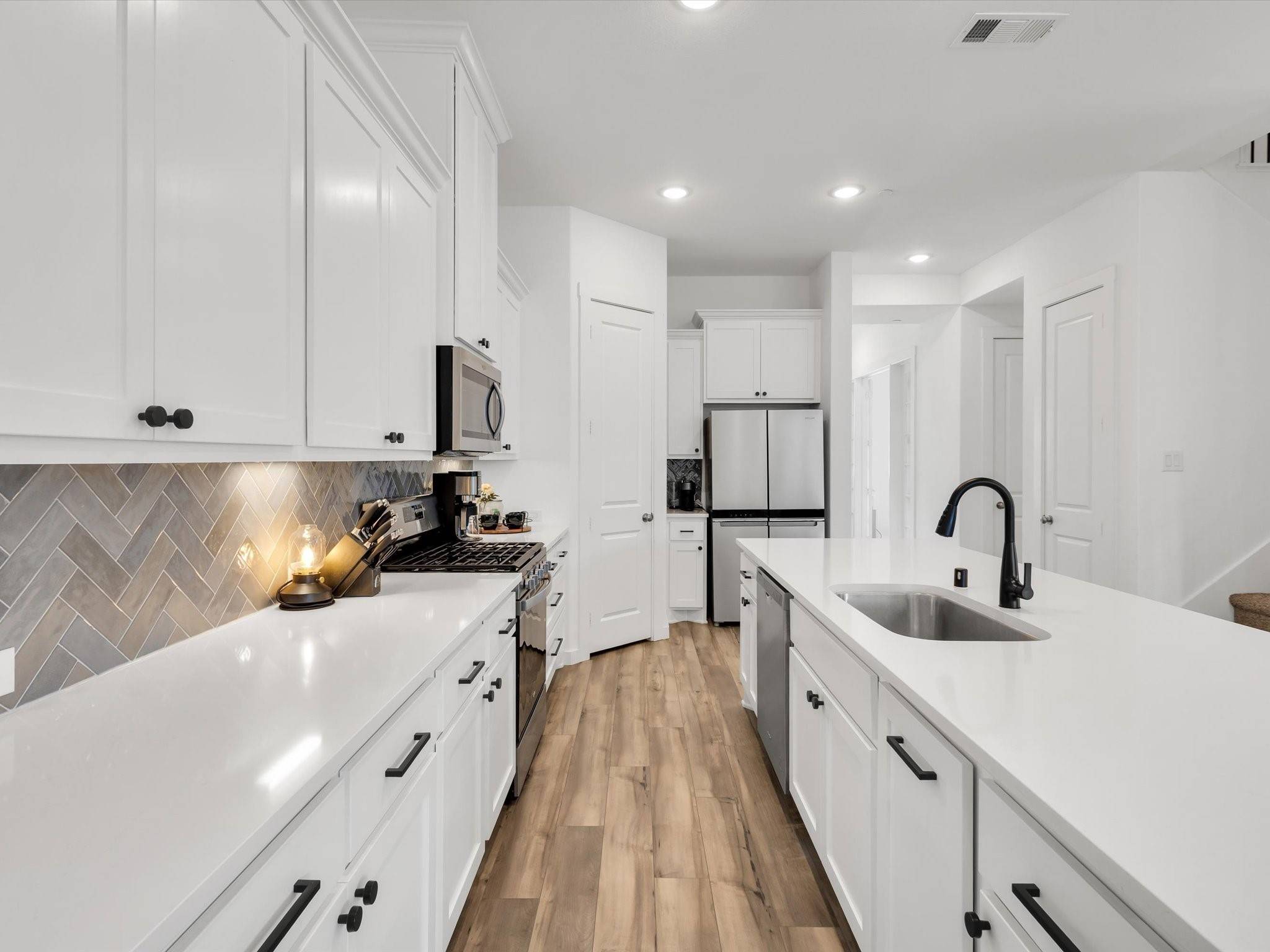Arlington, TX 76005,4508 English Maple DR