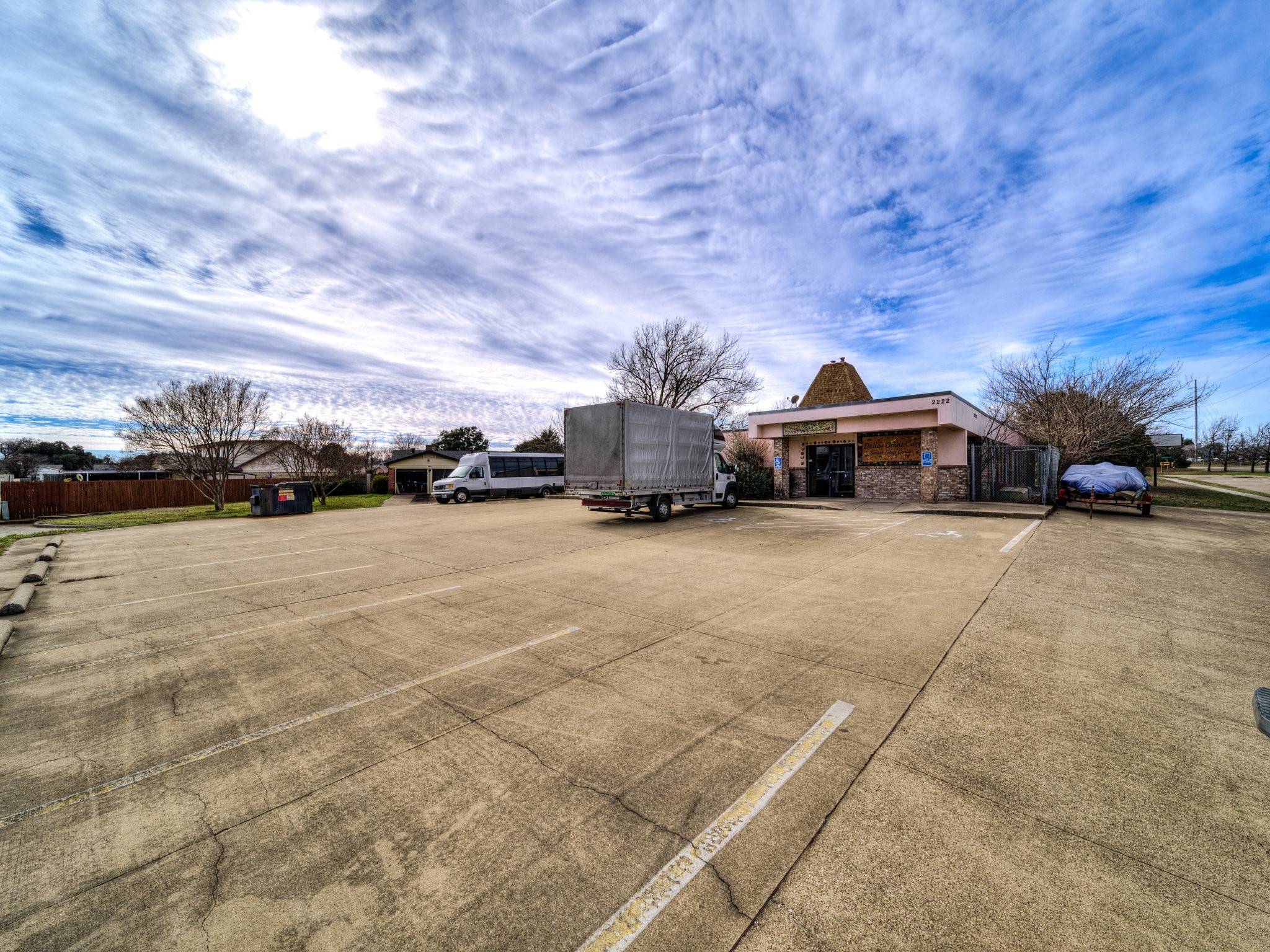 Garland, TX 75044,2222 Deer Meadow DR