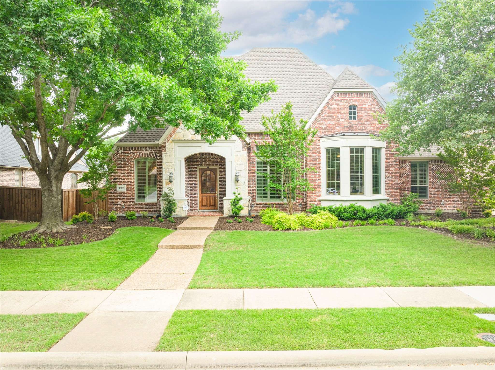 Allen, TX 75013,1607 Navarro CT