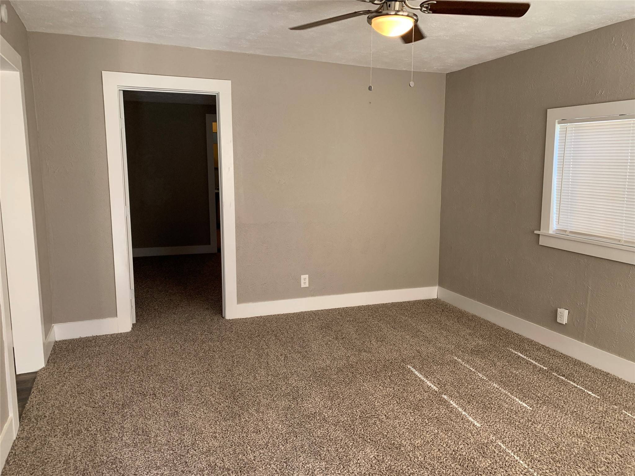 Dallas, TX 75215,4502 Bradshaw ST