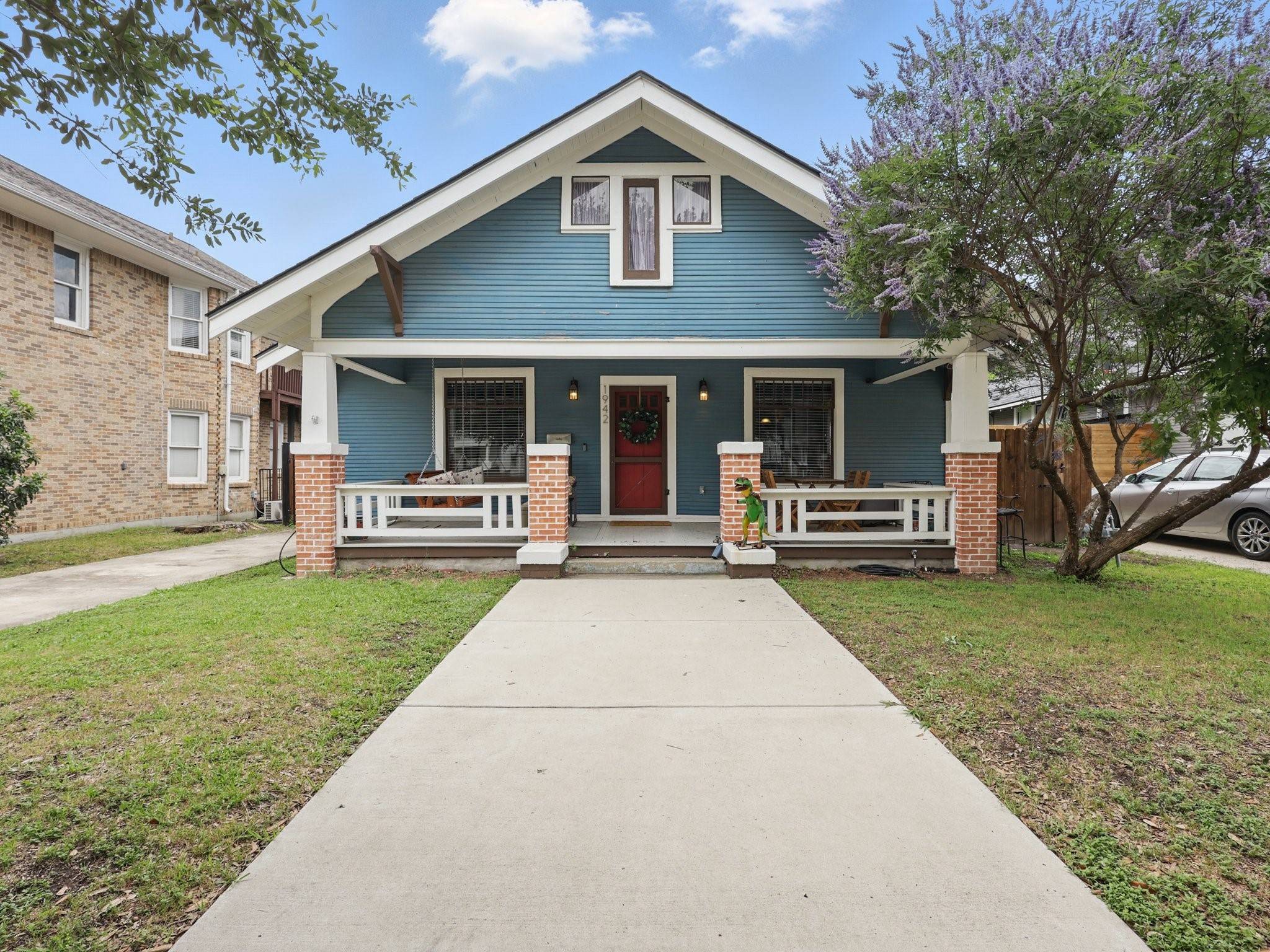 Fort Worth, TX 76110,1942 Fairmount AVE