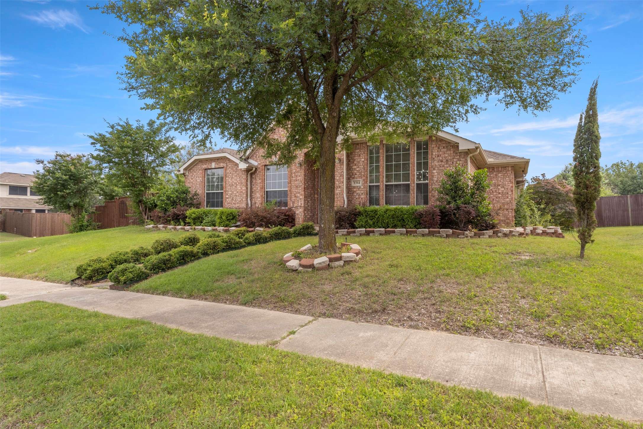 Garland, TX 75043,1314 Sunscape WAY
