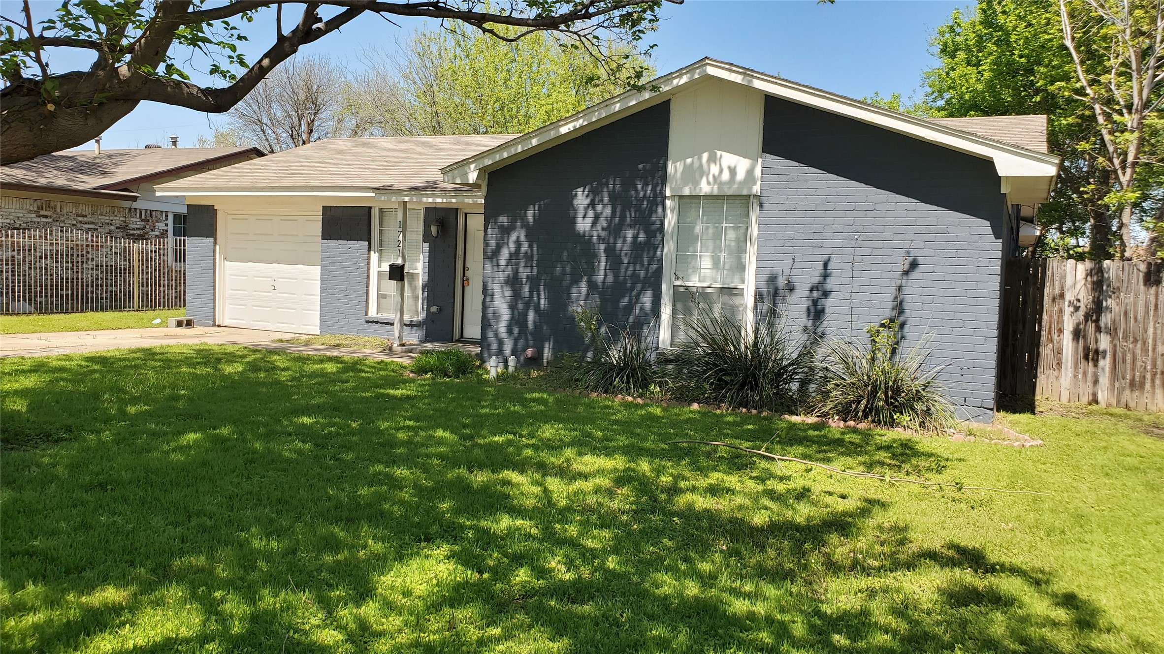 Blue Mound, TX 76131,1721 Continental DR