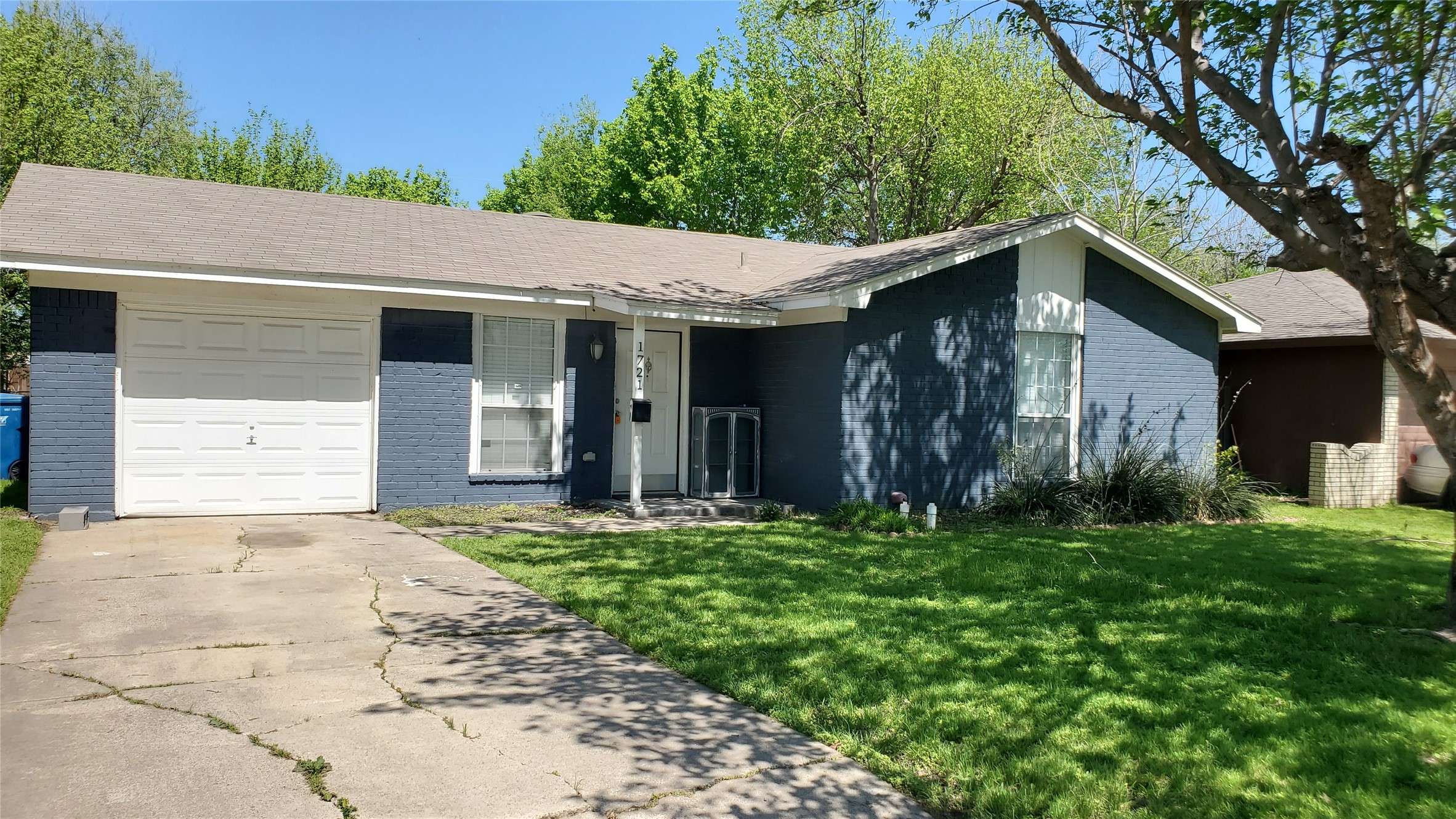 Blue Mound, TX 76131,1721 Continental DR