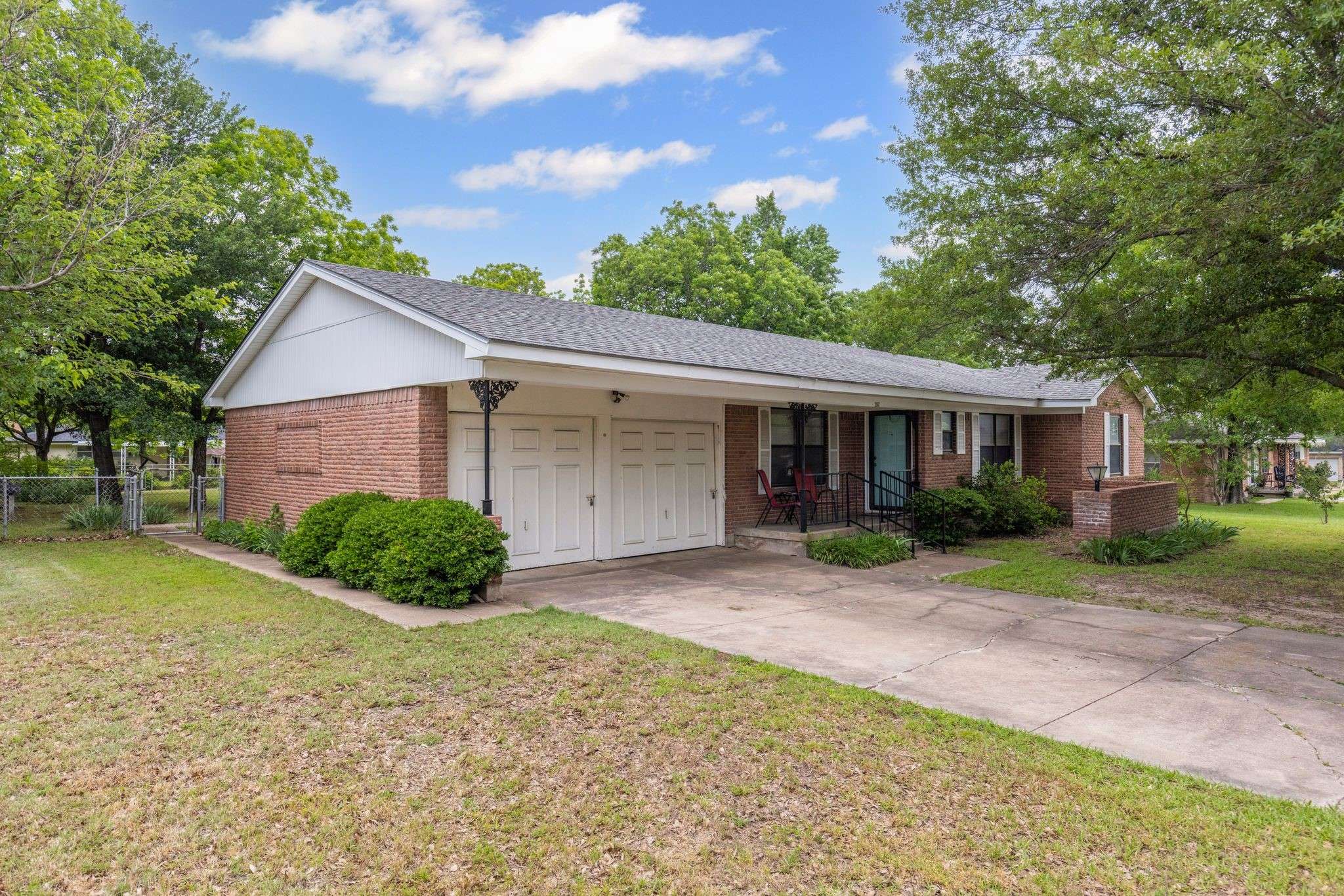 Greenville, TX 75402,2502 Beverly DR