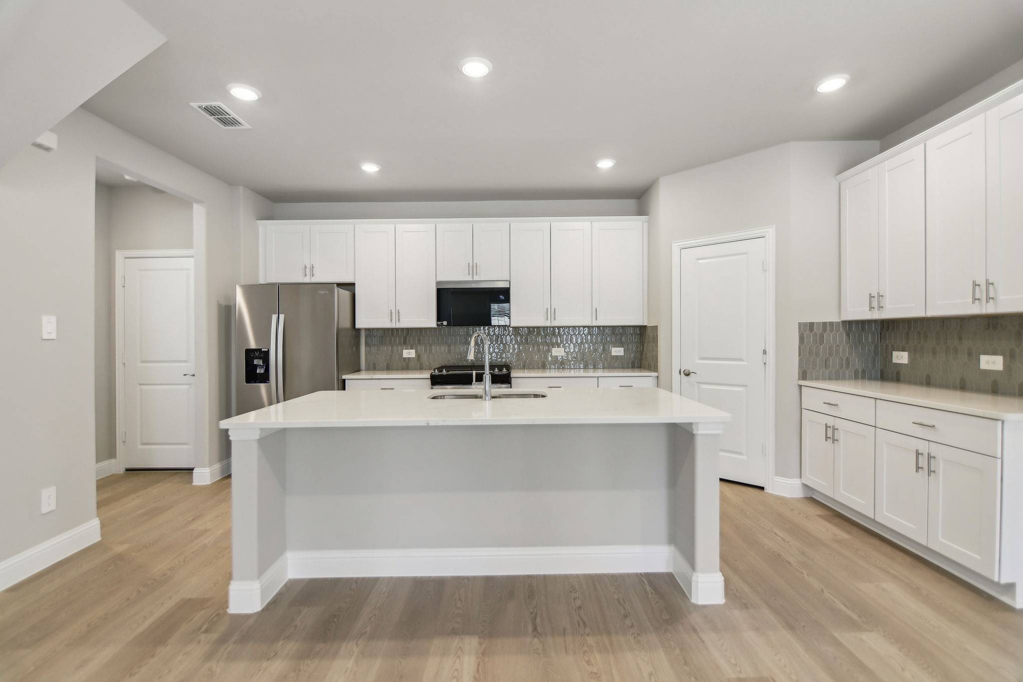 Corinth, TX 76209,2724 Big Bend Mews