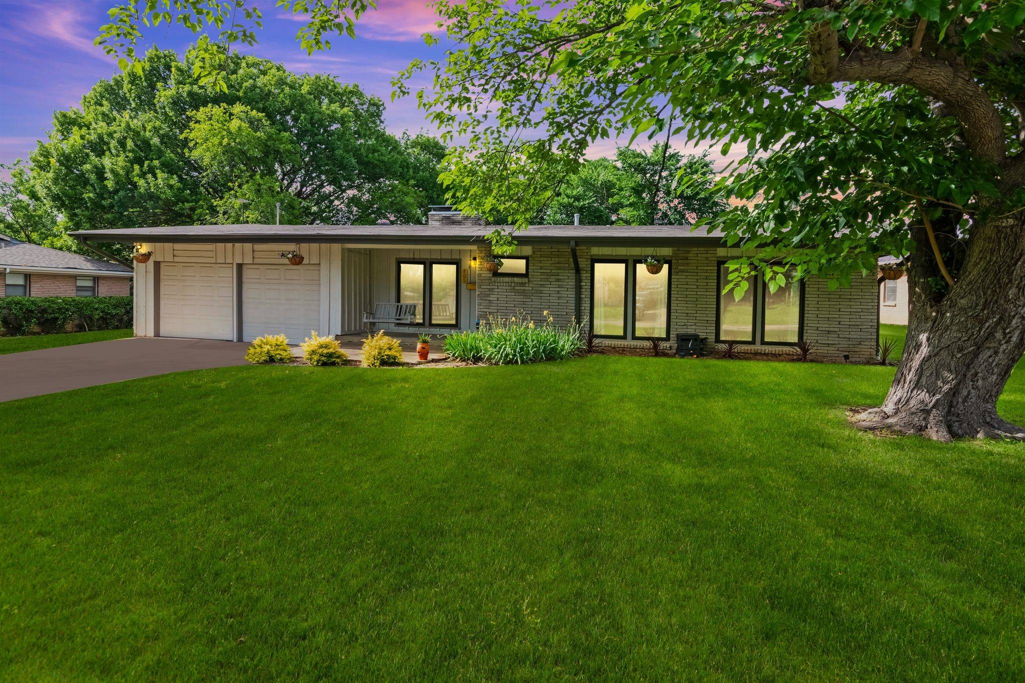 Euless, TX 76040,405 Martin LN