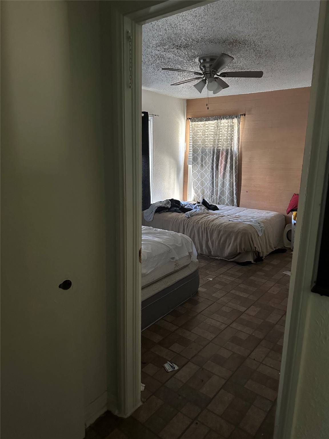 Dallas, TX 75235,3006 Carlson DR