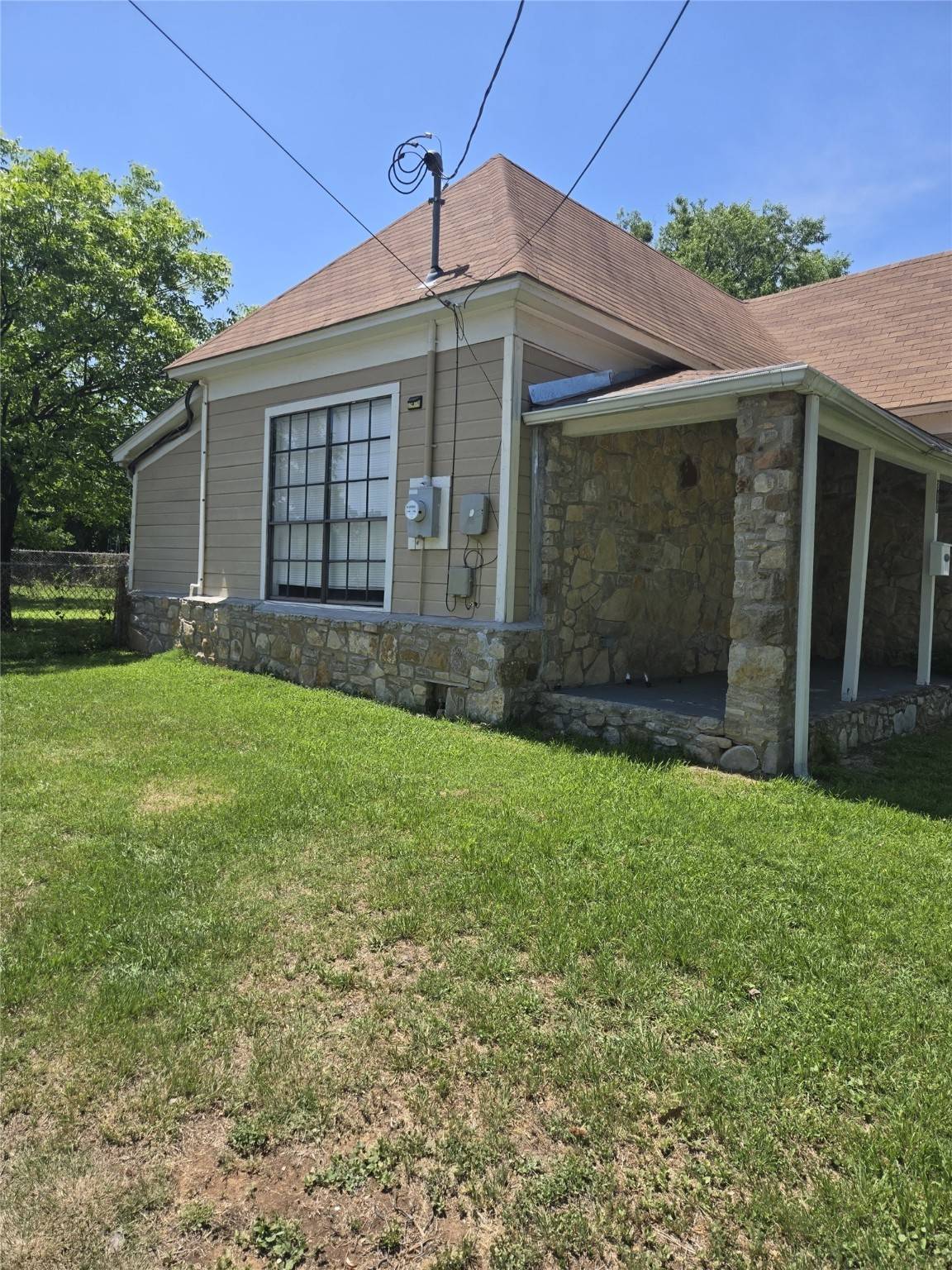 Brownwood, TX 76801,811 Vincent ST