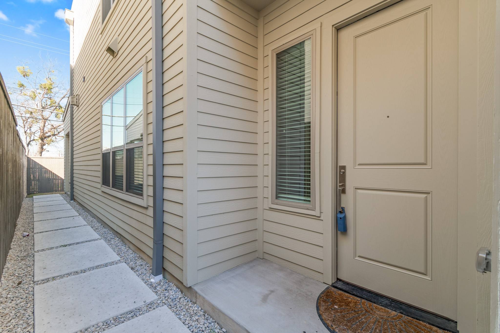Dallas, TX 75209,6531 Roper ST