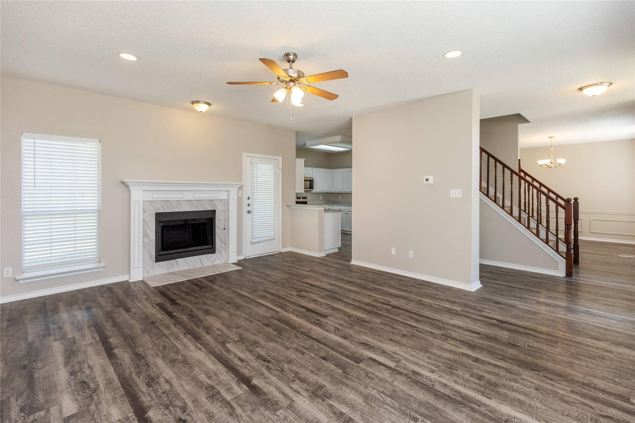 Carrollton, TX 75010,1121 Emily LN