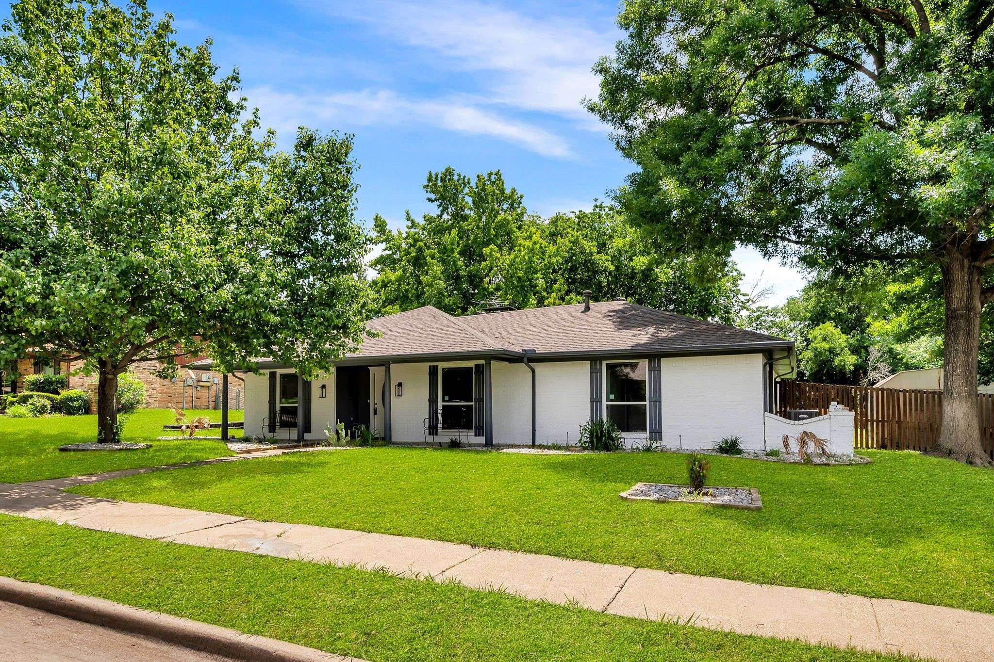 Garland, TX 75043,4122 Azalea LN