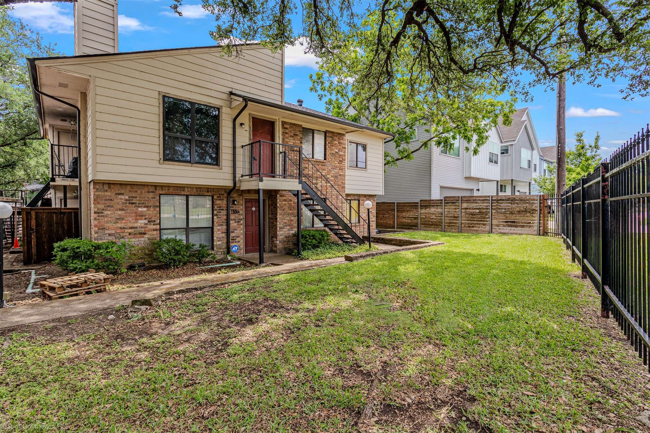 Dallas, TX 75214,6646 E Lovers LN #1310