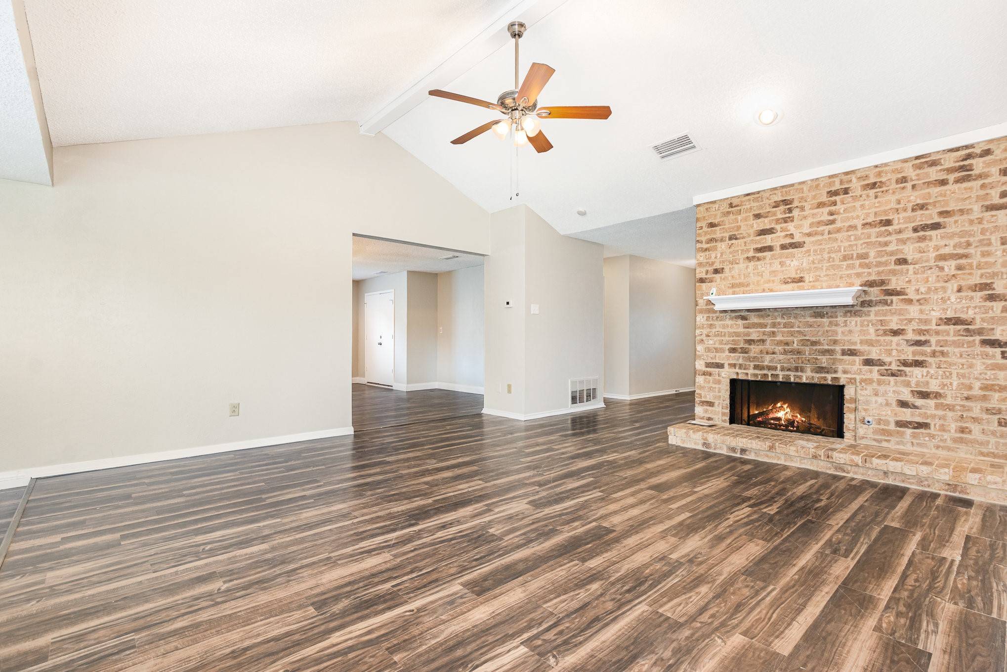 Coppell, TX 75019,229 S Heartz RD