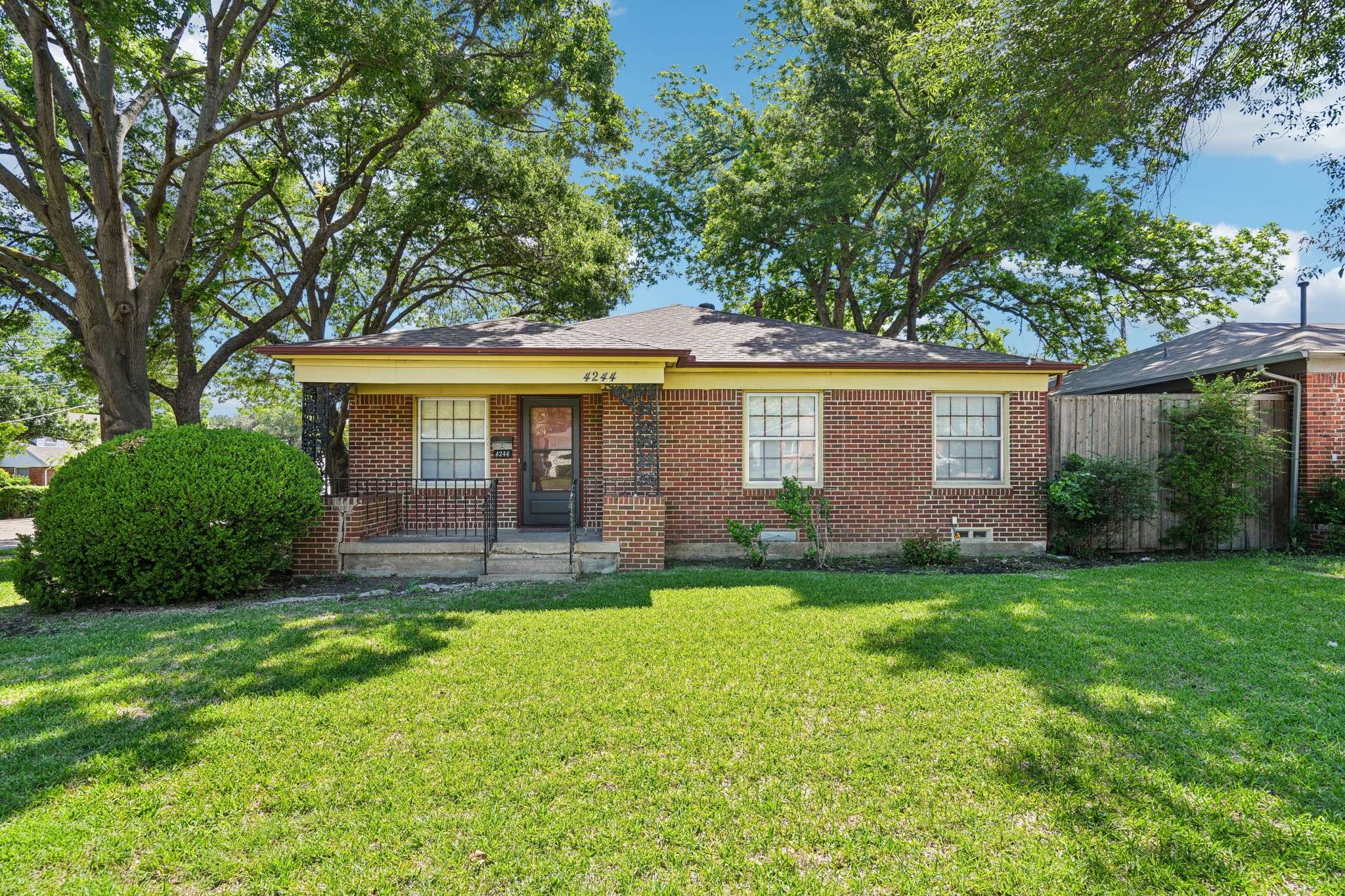 Dallas, TX 75206,4244 Skillman ST
