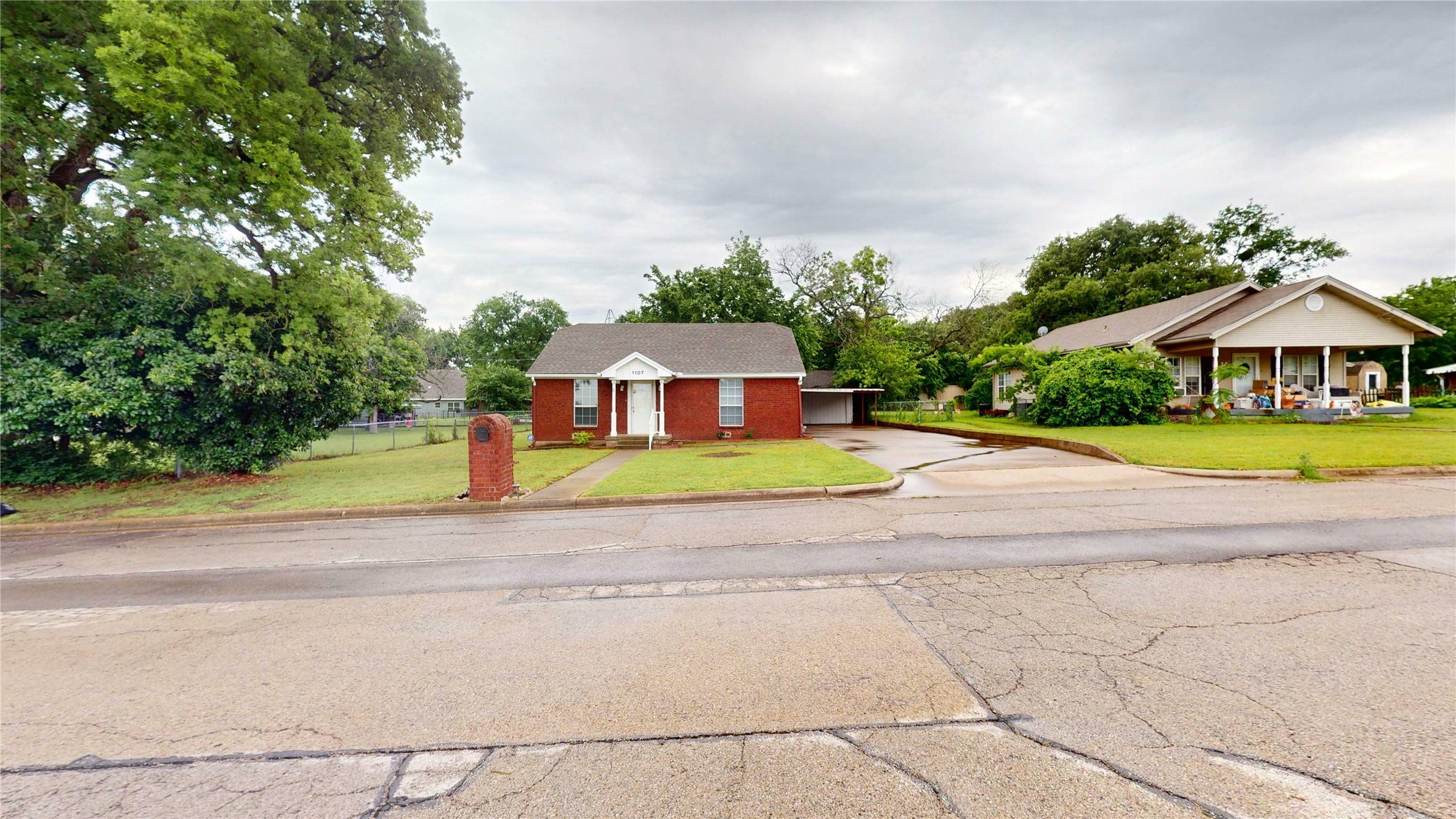 Weatherford, TX 76086,1107 Vine ST