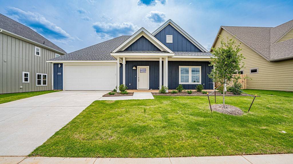 Granbury, TX 76048,2100 Salina CIR