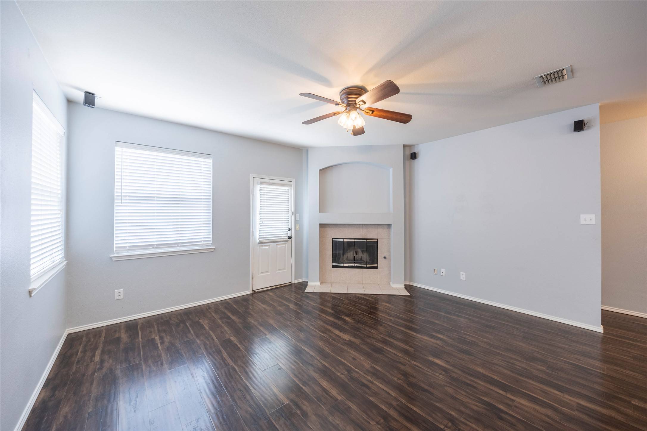 Allen, TX 75002,1554 Charleston DR