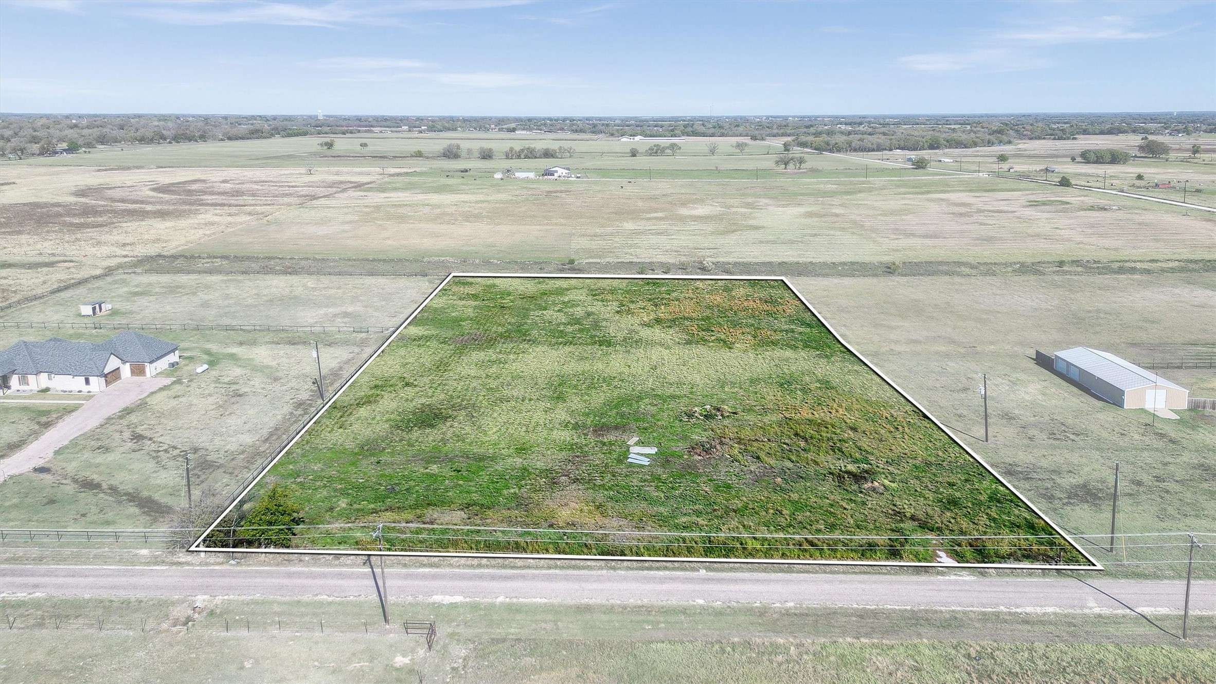 Whitesboro, TX 76273,987 Gunter RD