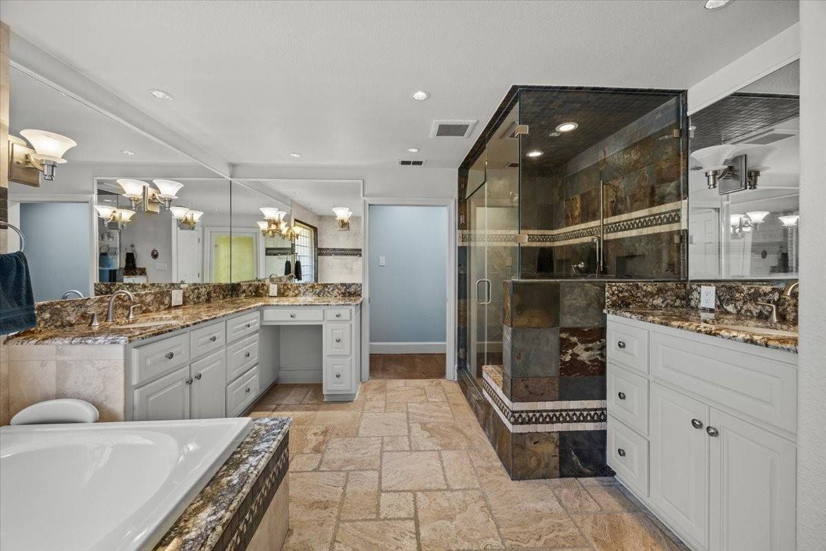 Plano, TX 75075,2528 Stone Creek DR