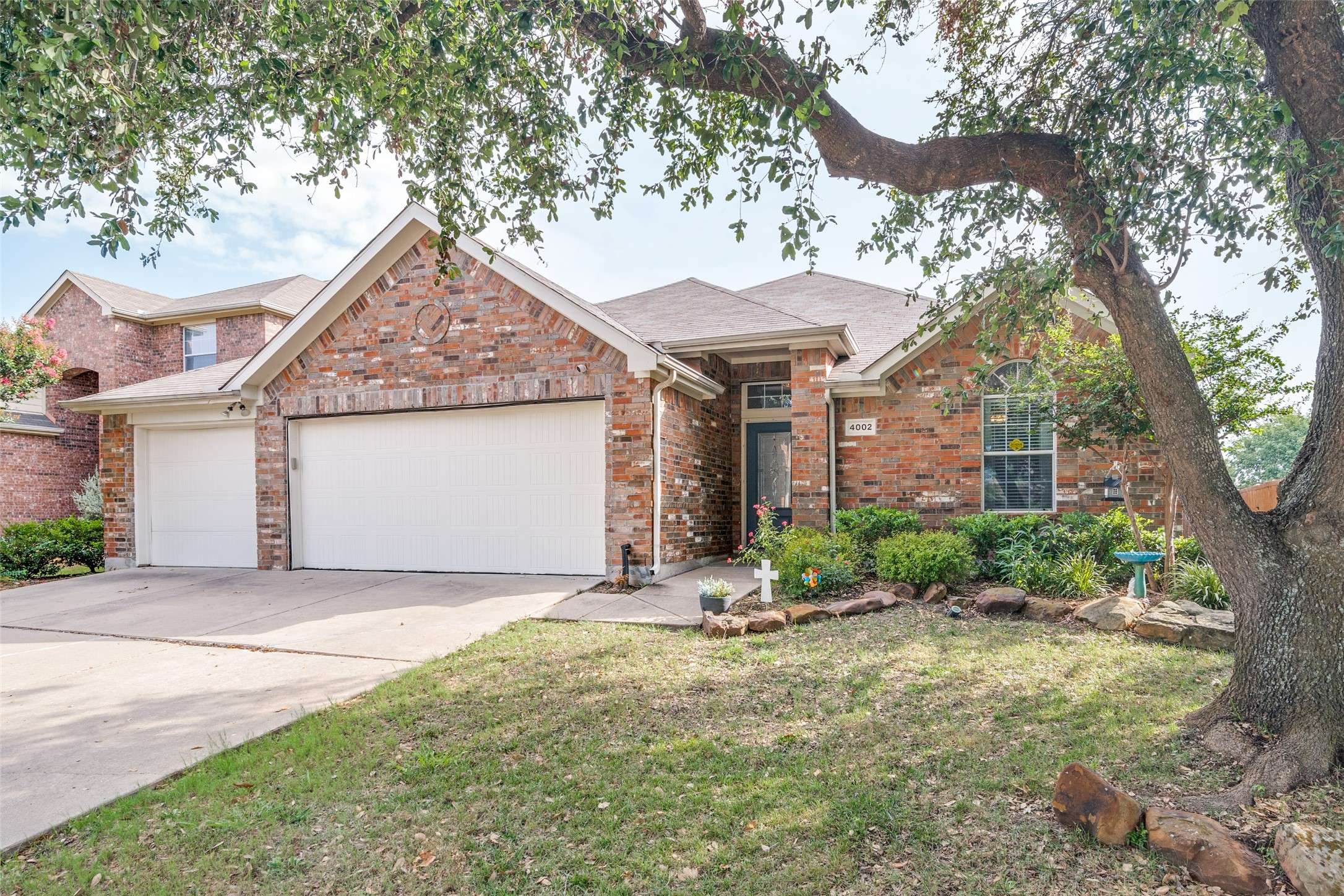 Heartland, TX 75126,4002 Silver Lake TRL