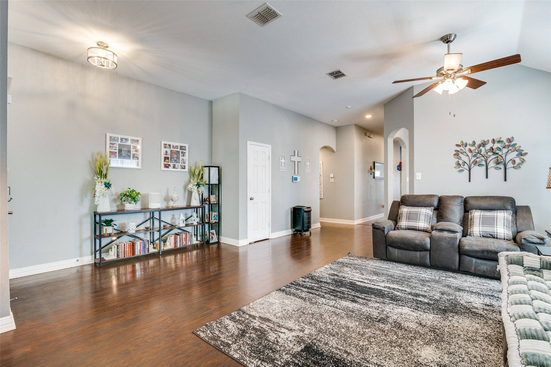 Heartland, TX 75126,4002 Silver Lake TRL