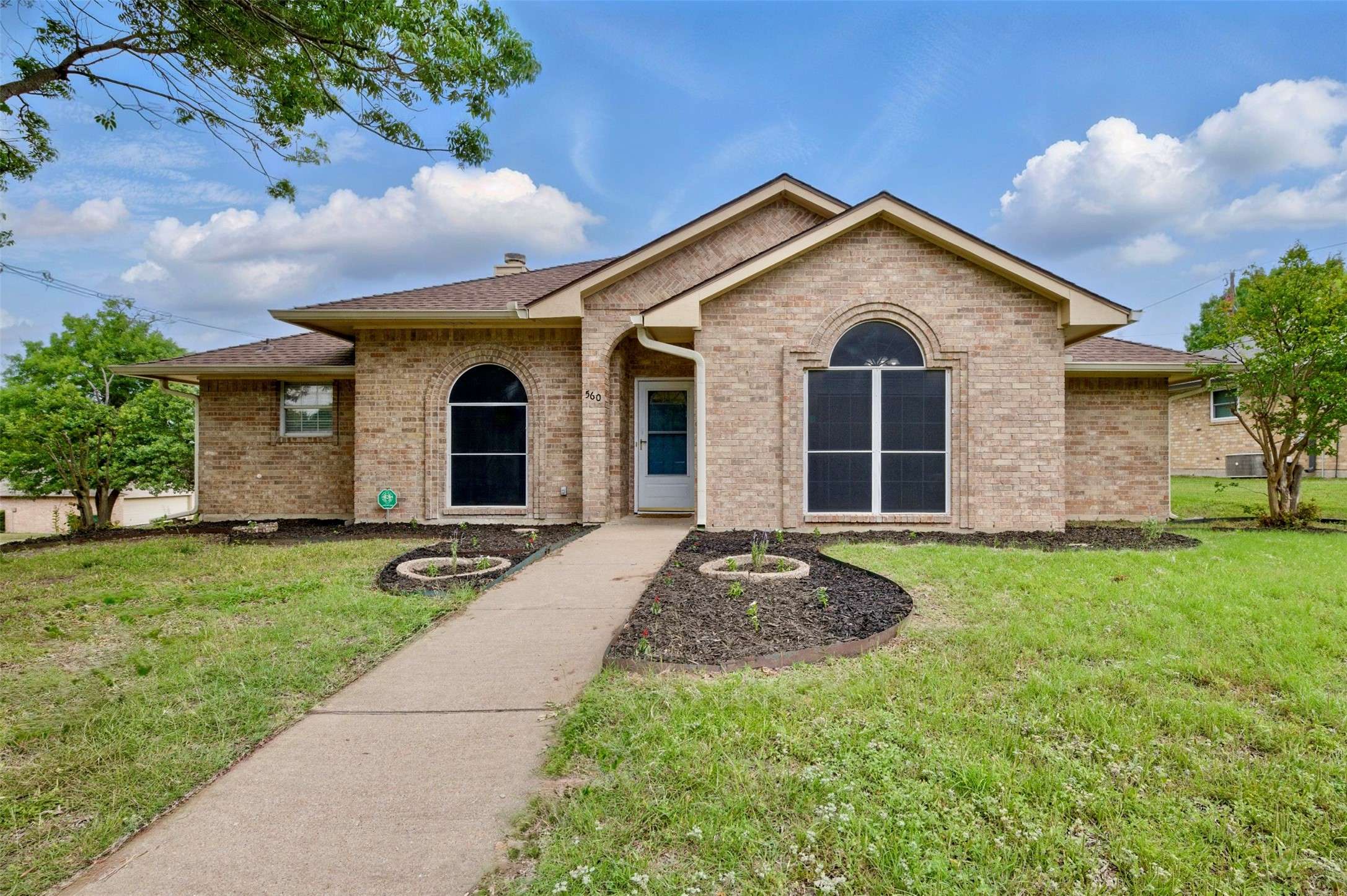 Cedar Hill, TX 75104,560 Dandelion DR