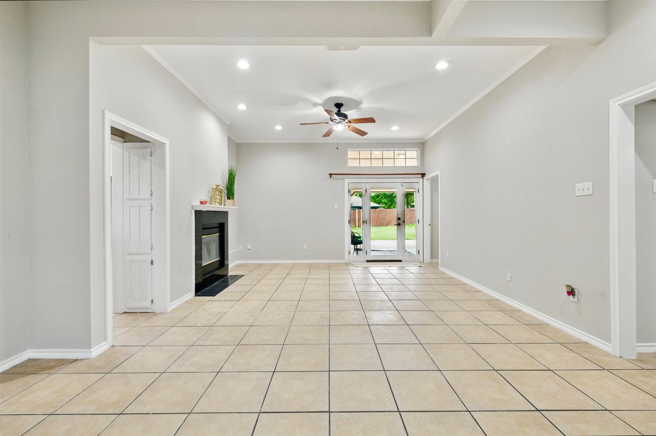 Cedar Hill, TX 75104,560 Dandelion DR