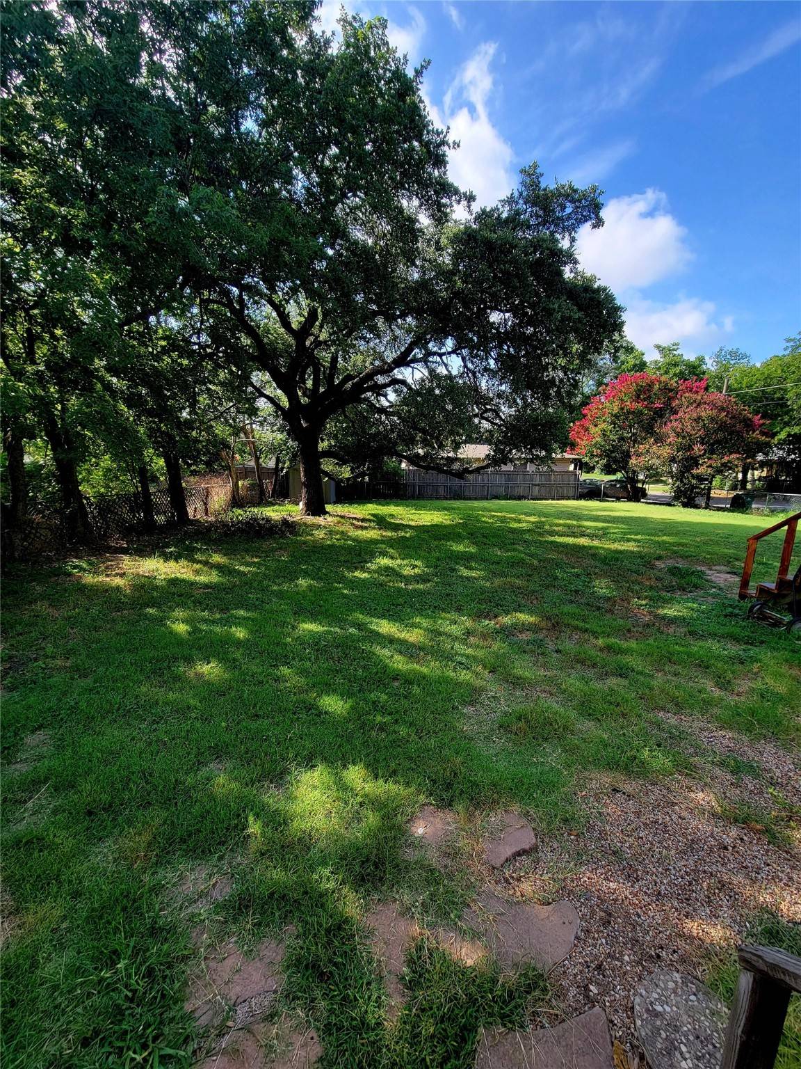 Stephenville, TX 76401,986 W Long ST
