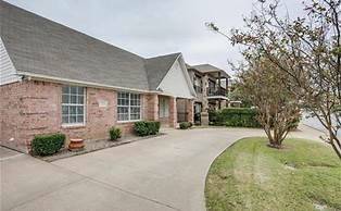 Fort Worth, TX 76109,3233 S Univer. DR