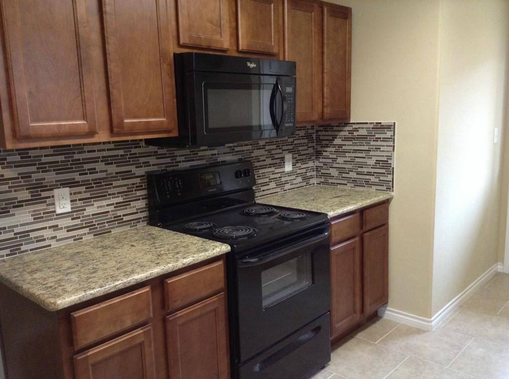 Princeton, TX 75407,835 E College ST