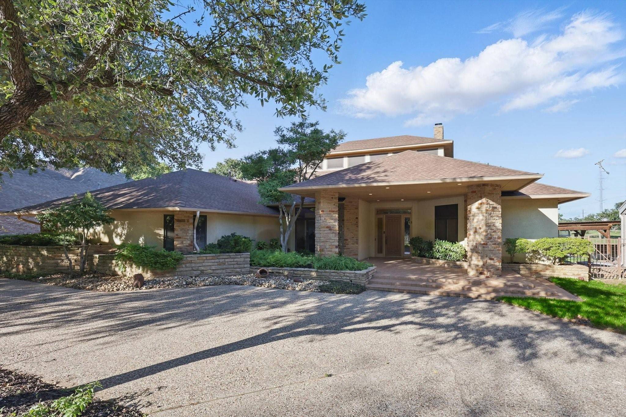 Corinth, TX 76210,1424 Hidden Oaks CIR