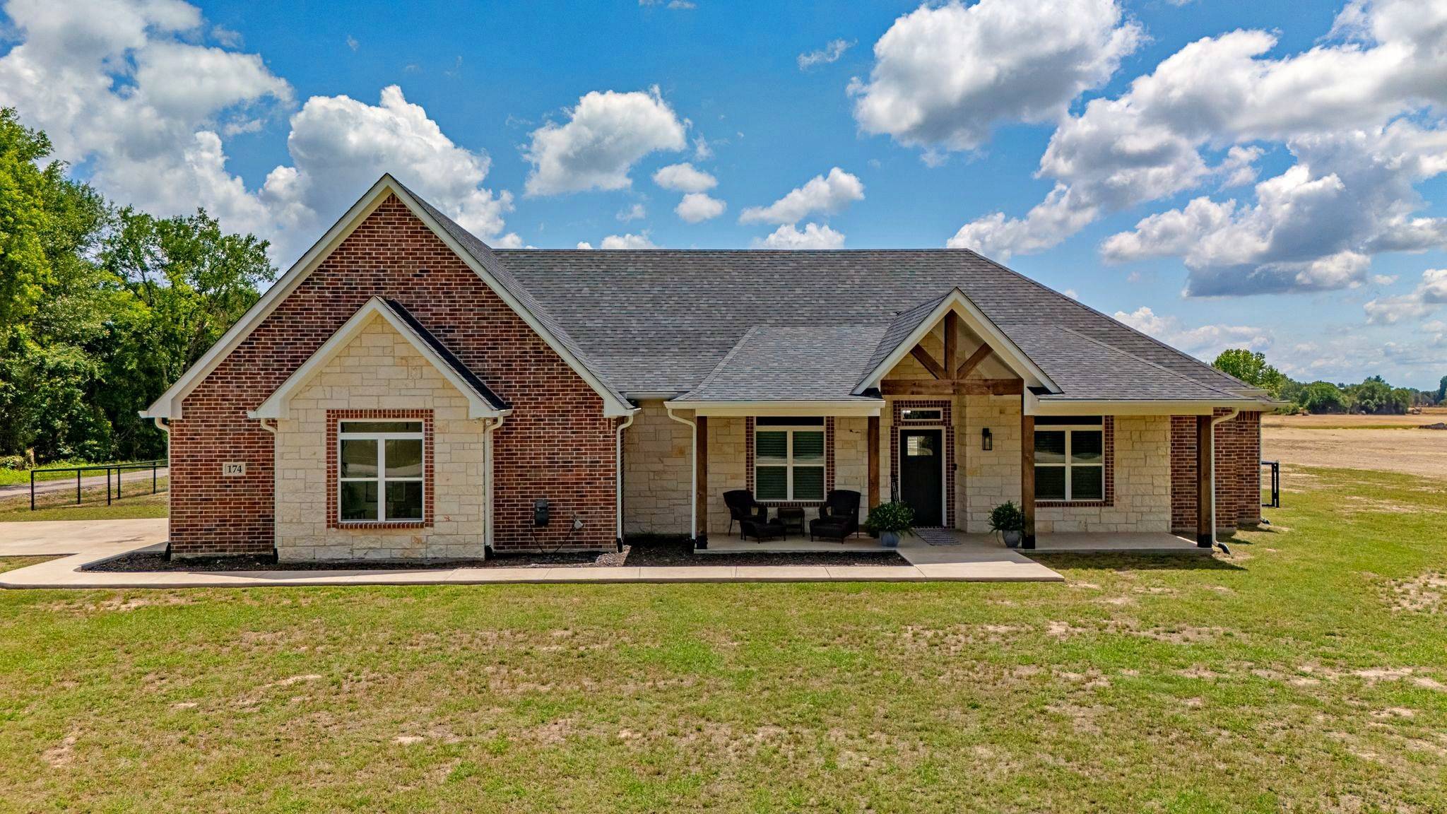 Emory, TX 75440,174 Rs County Road 3160
