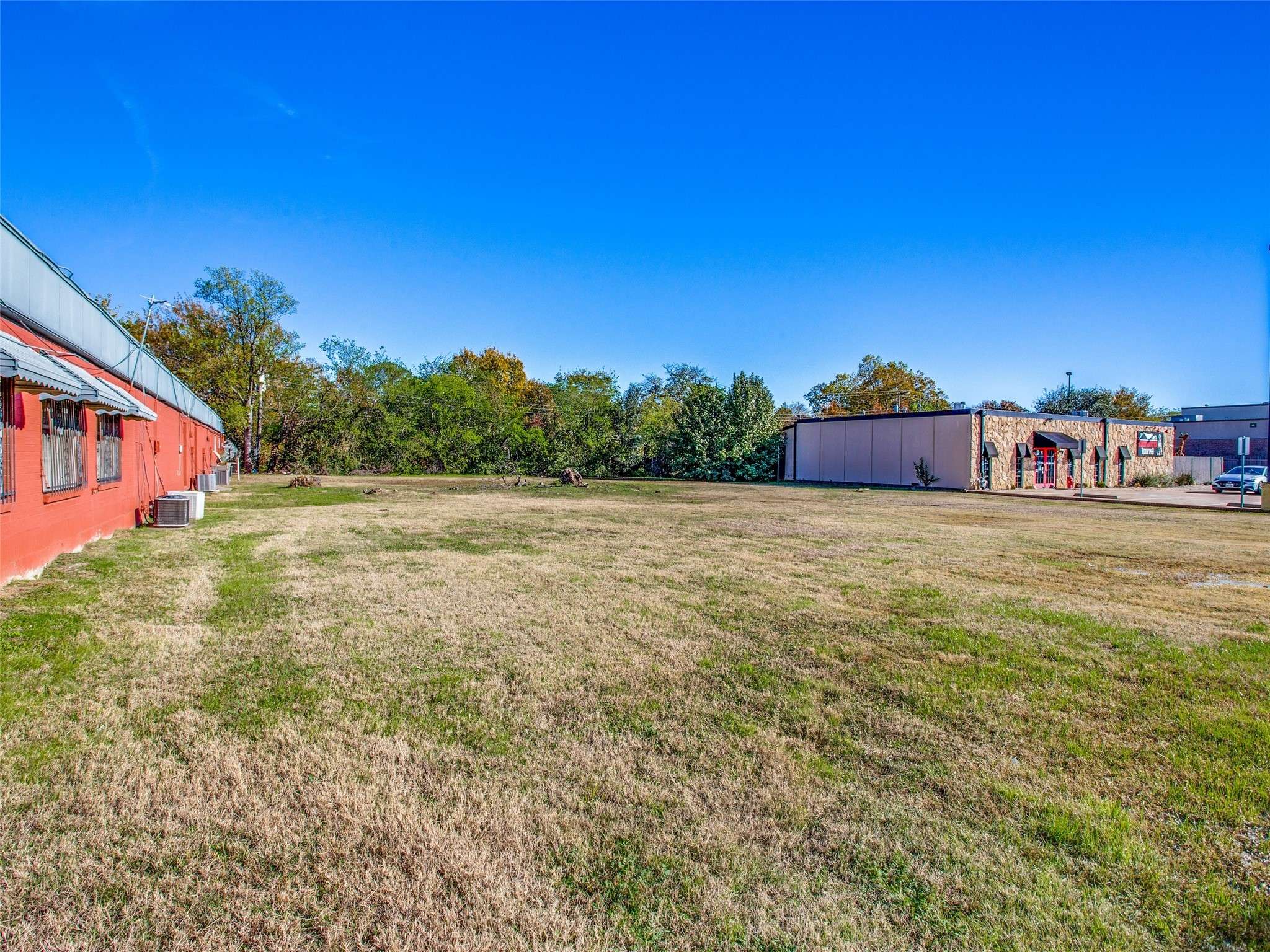 North Richland Hills, TX 76180,5336 Davis BLVD