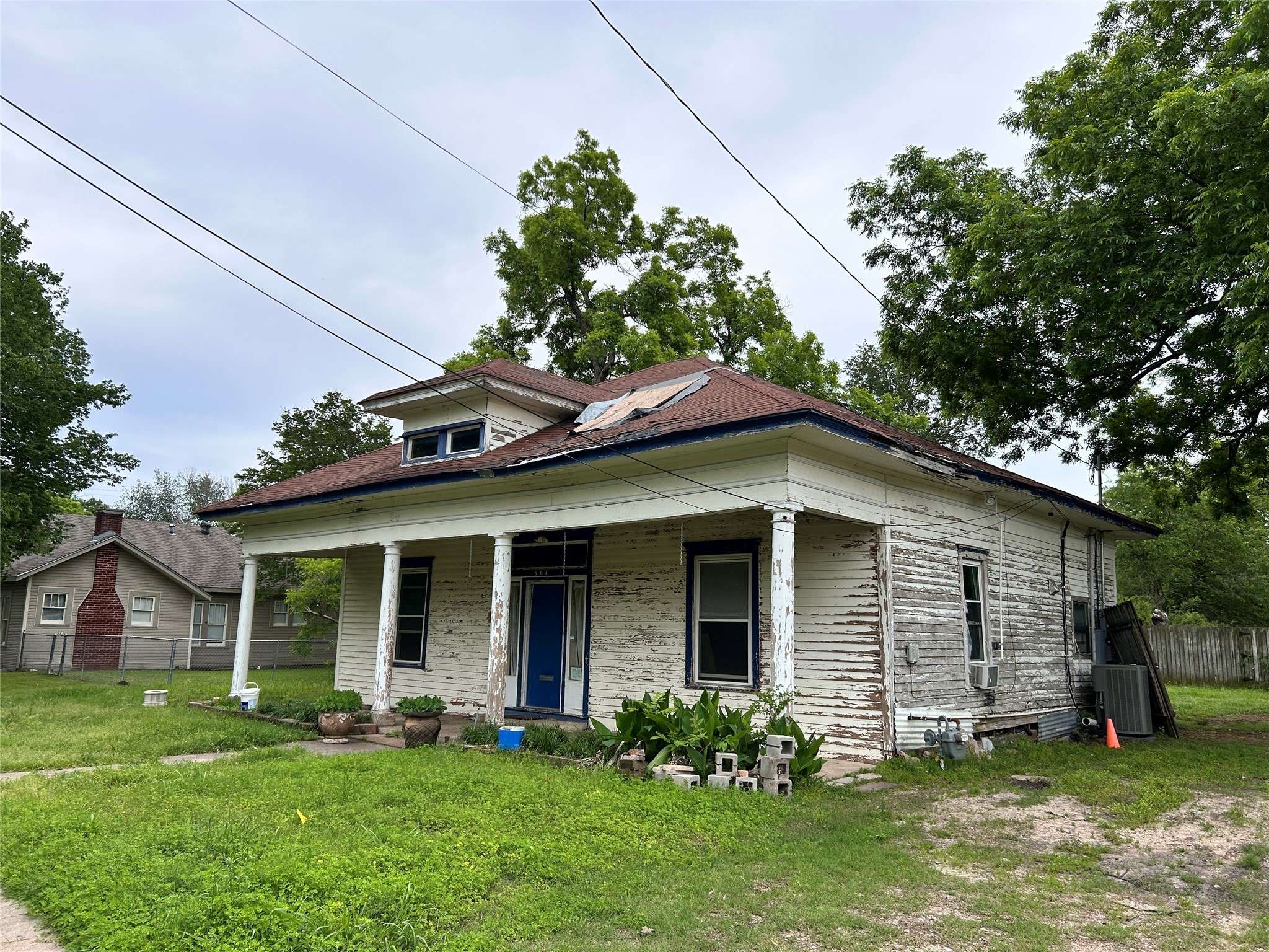 Terrell, TX 75160,504 E Brin ST