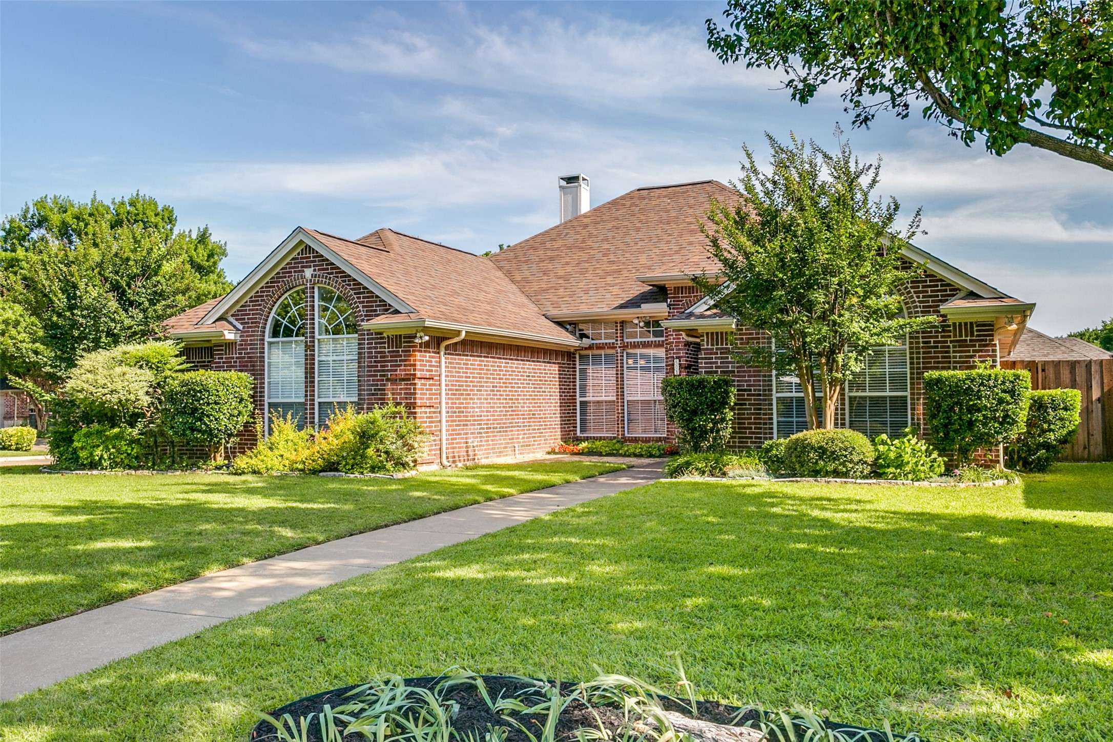 Hurst, TX 76054,601 Natchez CT