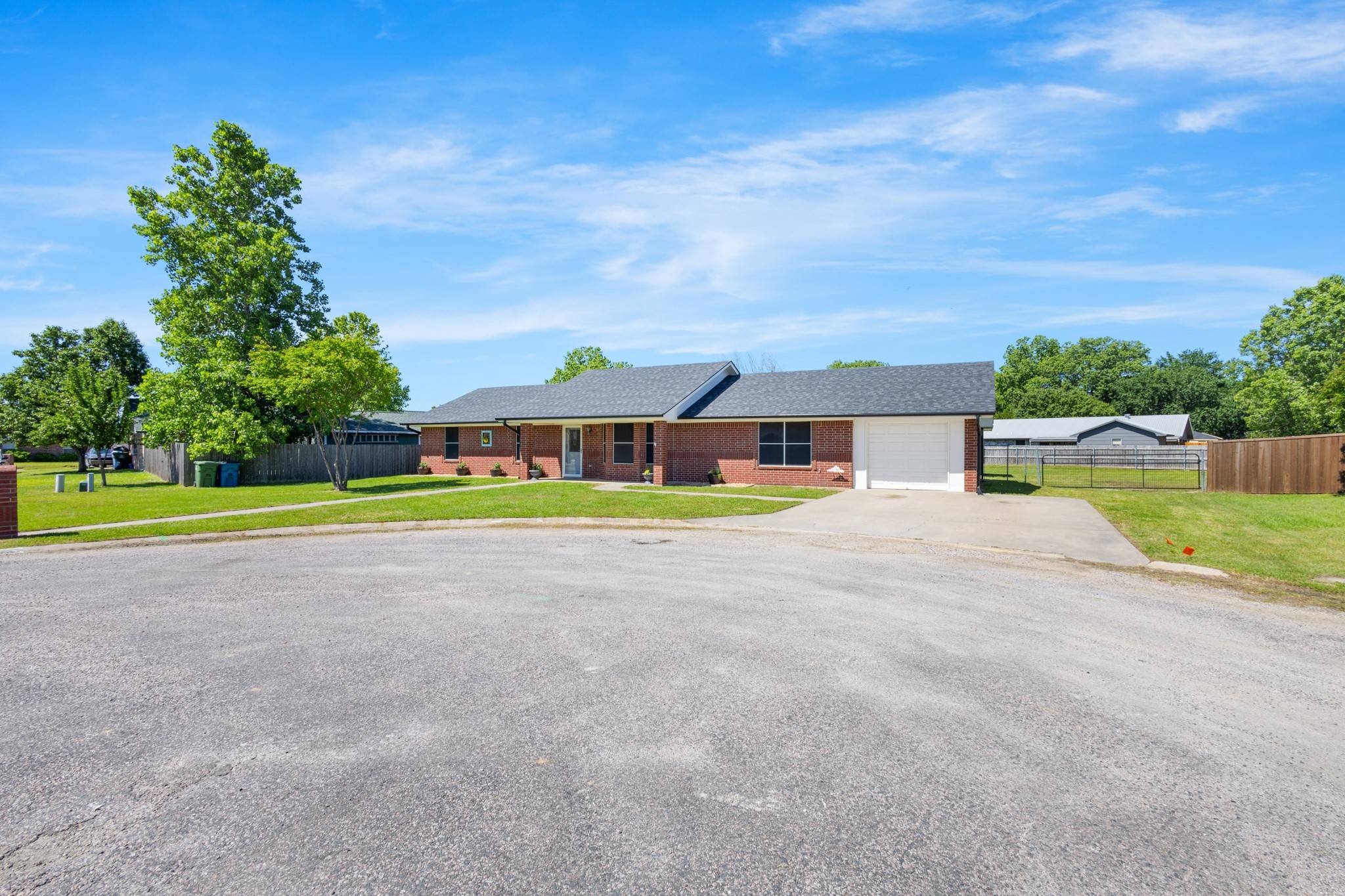 Collinsville, TX 76233,130 Amy CT